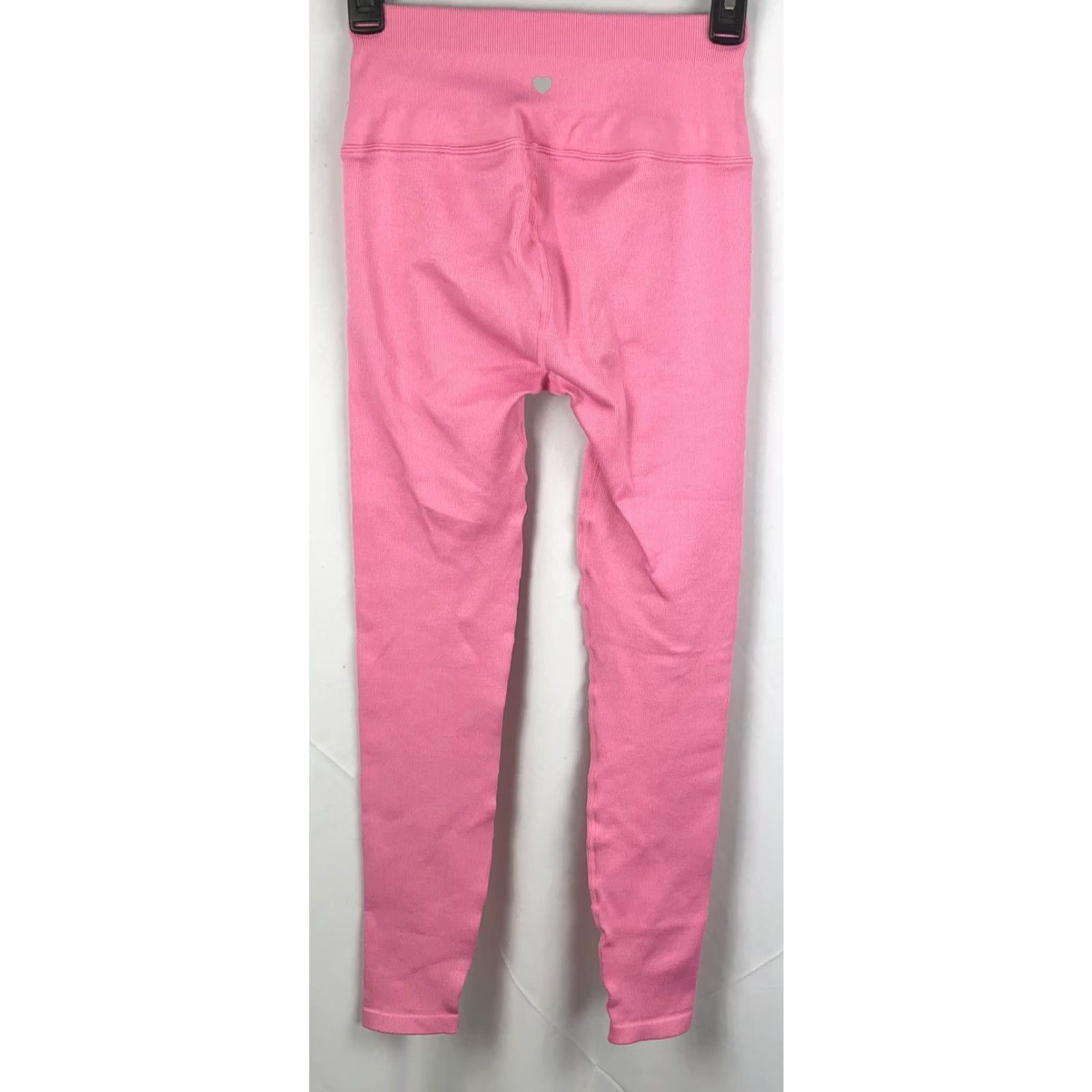 Vintage Victoria Secret Pink Yoga Pants Active Wear XS Pink Taper Leggings 23"W Workout Capris Women's XS Pink Regular Leggings Size 26" / US 2 / IT 38 - 2 Thumbnail