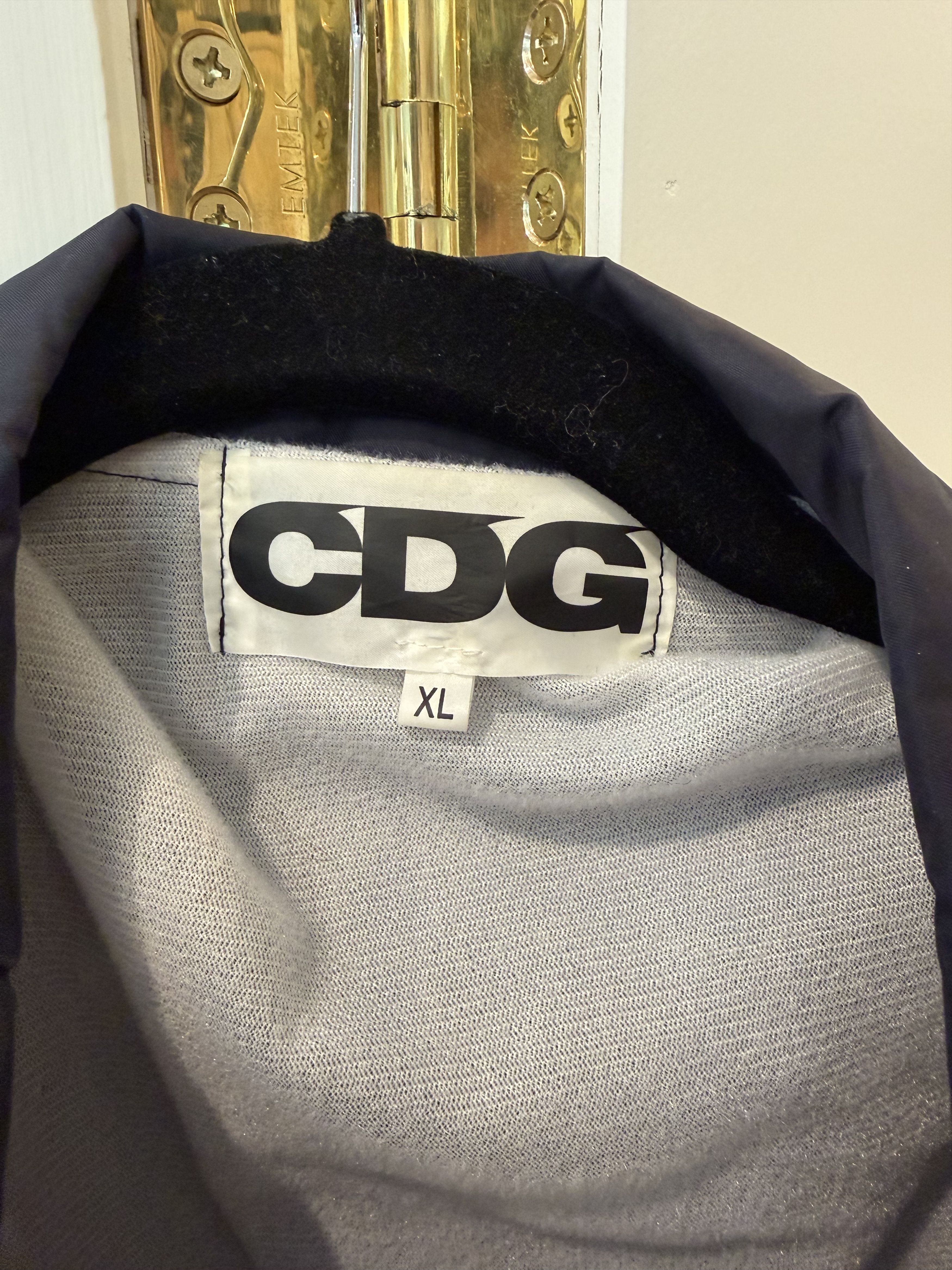 Comme des Garcons Comme Des Garcons Screen Print Logo Graphic Jacket Size US XL / EU 56 / 4 - 4 Thumbnail