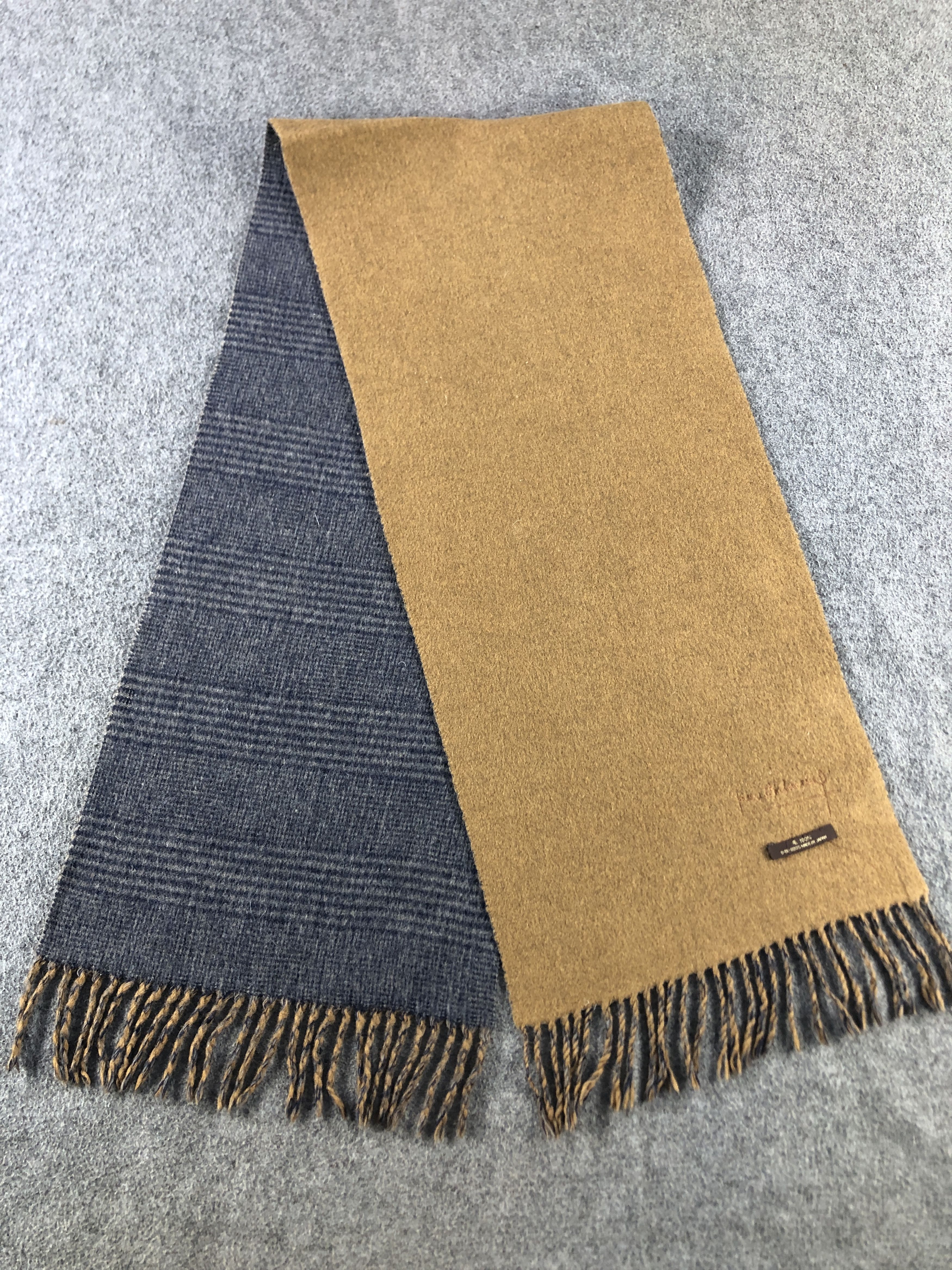 Pierre Balmain Pierre Balmain Scarf / Muffler / Neckwear P843 Size ONE SIZE - 3 Thumbnail