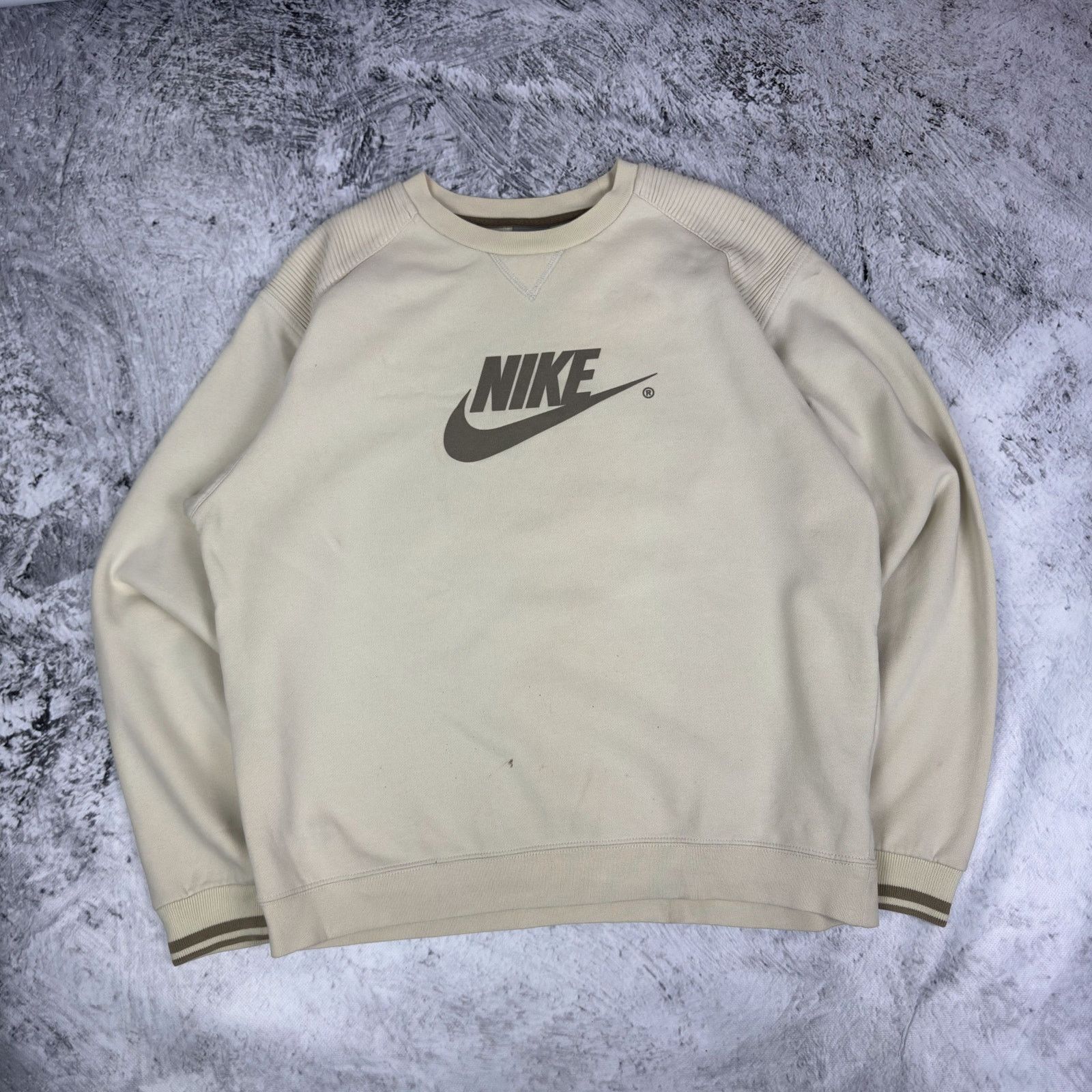 Nike Vintage Y2k Nike Men's Swoosh Spellout Fleece Sweatshirt M Size US M / EU 48-50 / 2 - 1 Thumbnail