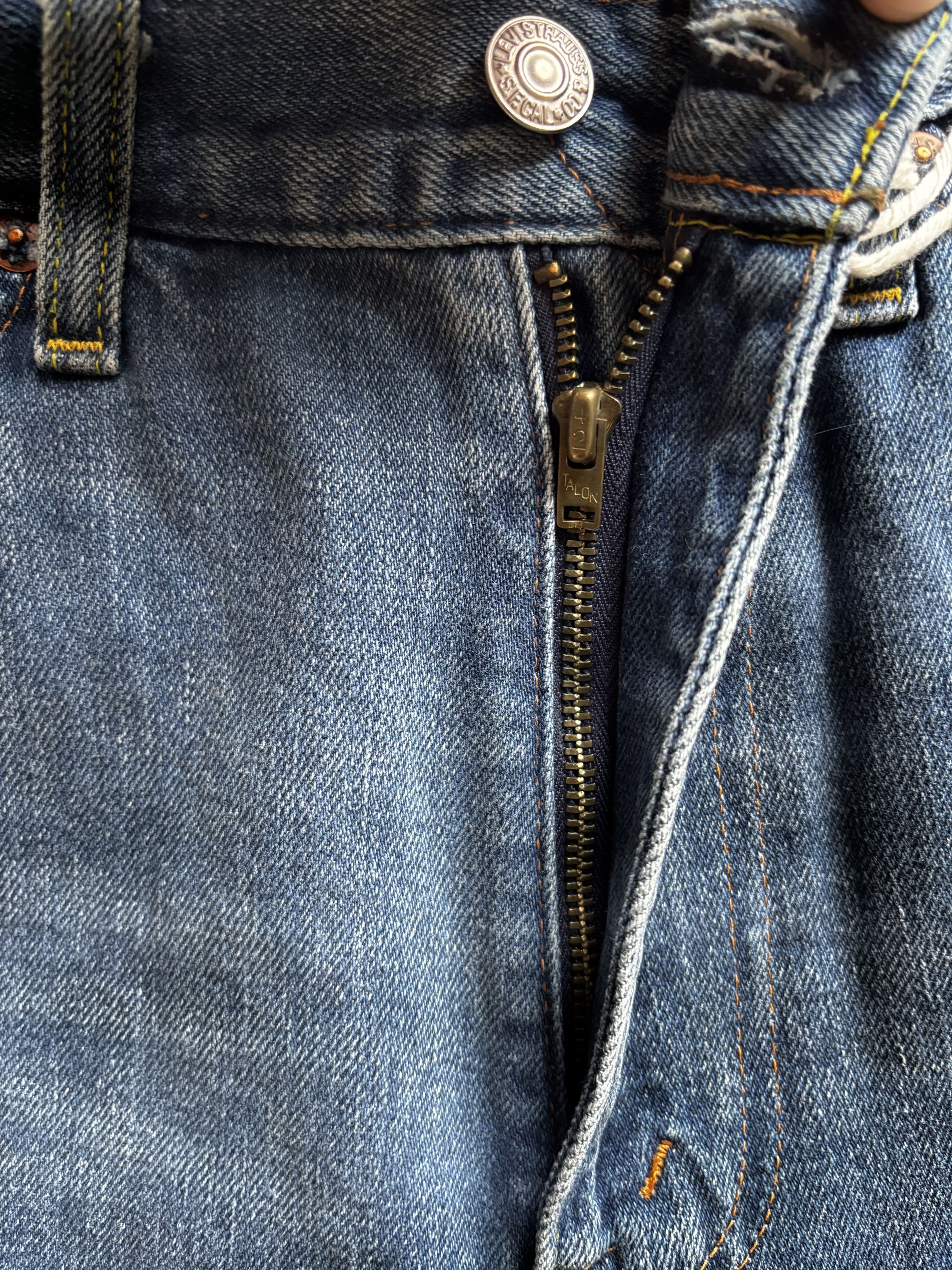 Levi's Vintage Clothing LVC 701 1950s Japanese Selvedge Denim — W28 L30 — NWT Size 28" / US 6 / IT 42 - 9 Thumbnail