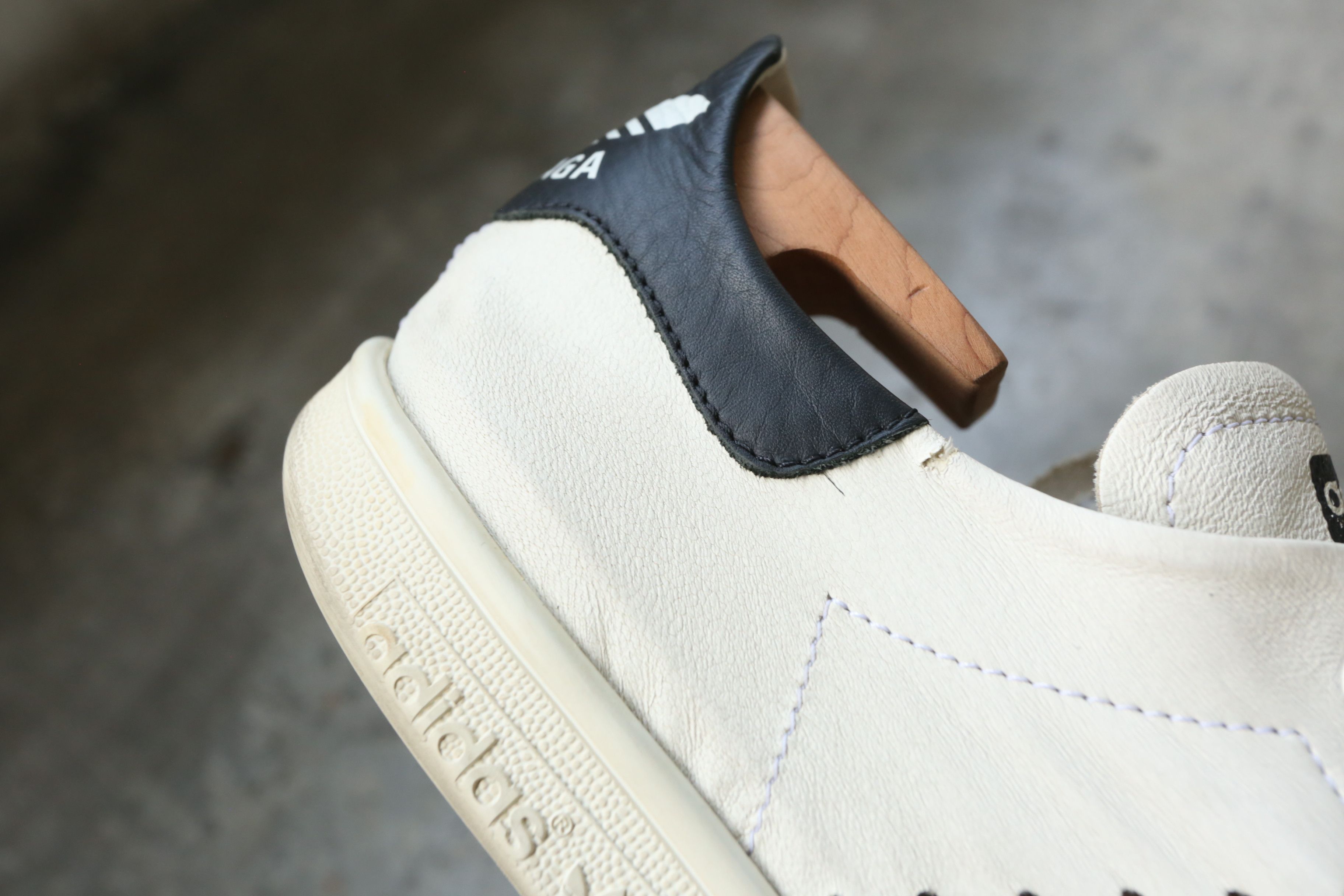 Adidas × Balenciaga Adidas - Balenciaga - Resort 2023 - Worn Out Stan Smith Size US 9 / EU 42 - 7 Thumbnail