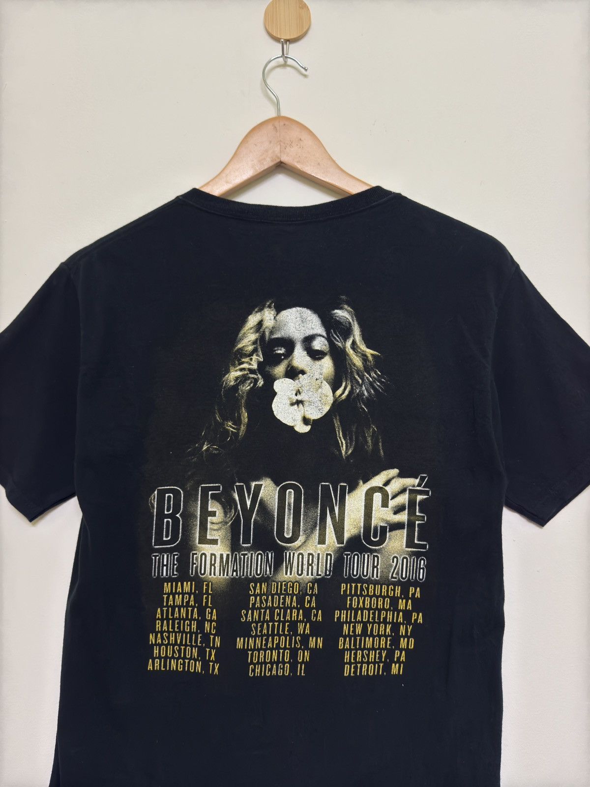Beyonce BEYONCE THE FORMATION WORLD TOUR 2016 TEE Size US XS / EU 42 / 0 - 9 Thumbnail