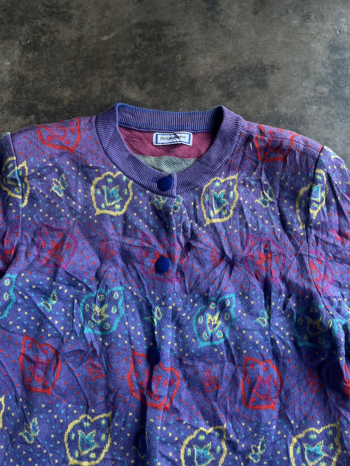 Yves Saint Laurent YVES SAINT LAURENT KNIT SHORT SLEEVE FLOWERS VINTAGE Size US M / EU 48-50 / 2 - 3 Thumbnail