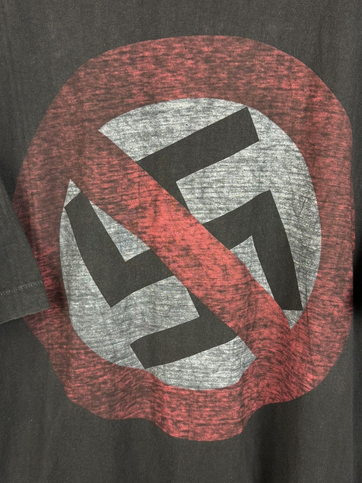 Vintage 90s Anti Nazi Black Single Stitch Punk Band T-Shirt Black L Size US L / EU 52-54 / 3 - 2 Thumbnail