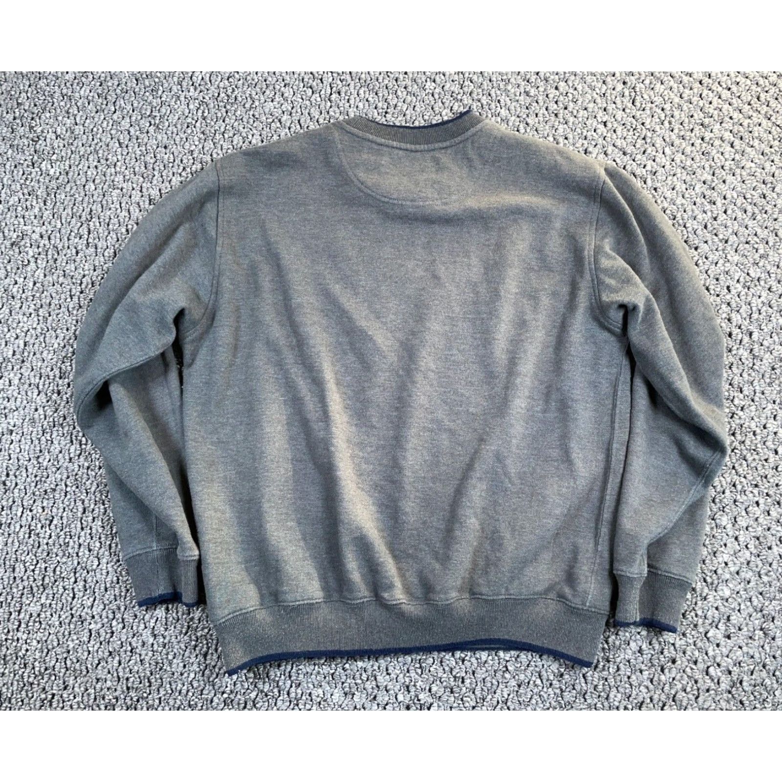 Vintage VTG Yes Embroidered Golf World Tour Sweatshirt Adult Medium Dark Gray Crewneck Men's Focus Brand Size US M / EU 48-50 / 2 - 2 Thumbnail