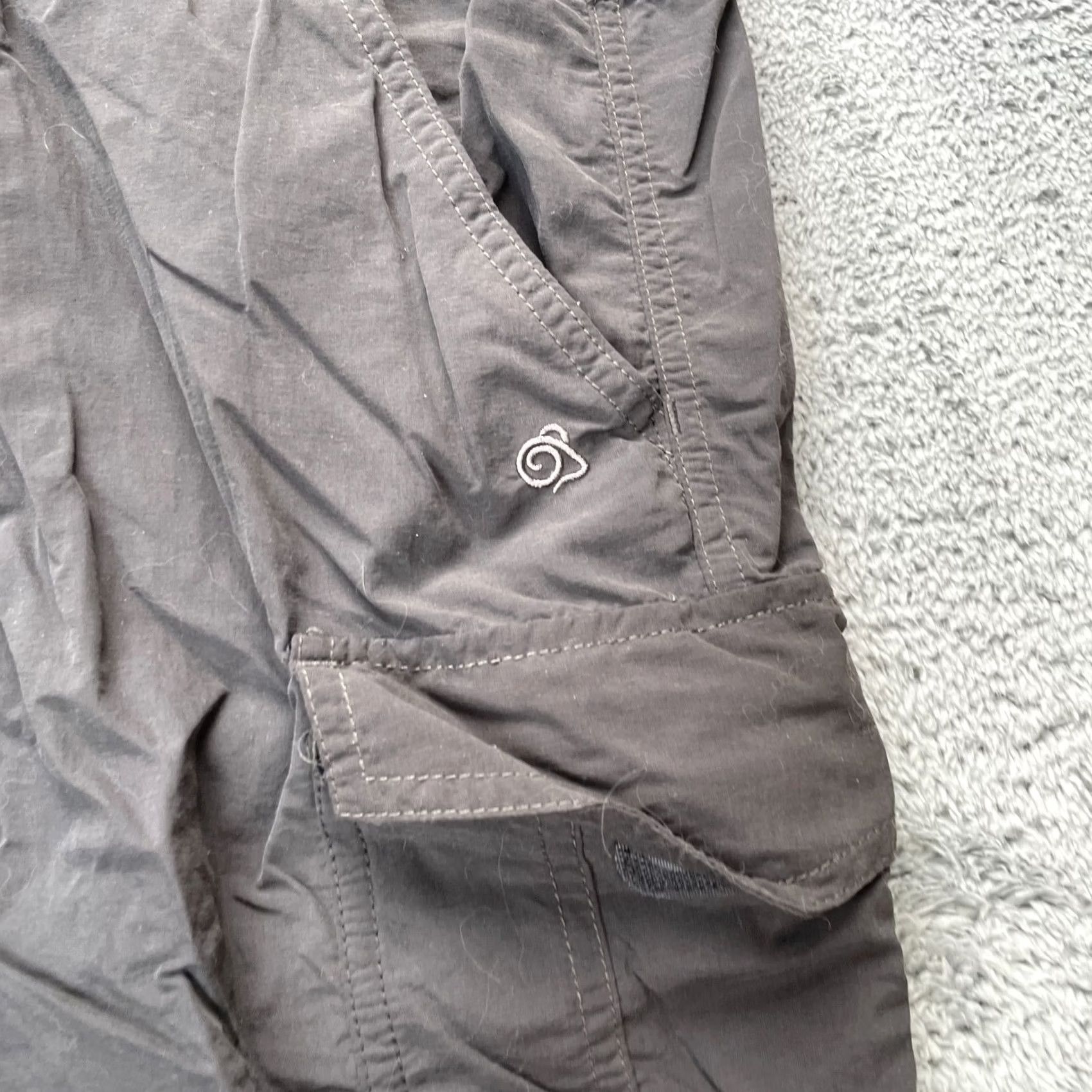 Vintage Craghoppers Pants Mens 34 Gray Convertible Cargo Utility Logo Outdoor Hiking MTB Pants Size US 34 / EU 50 - 7 Thumbnail
