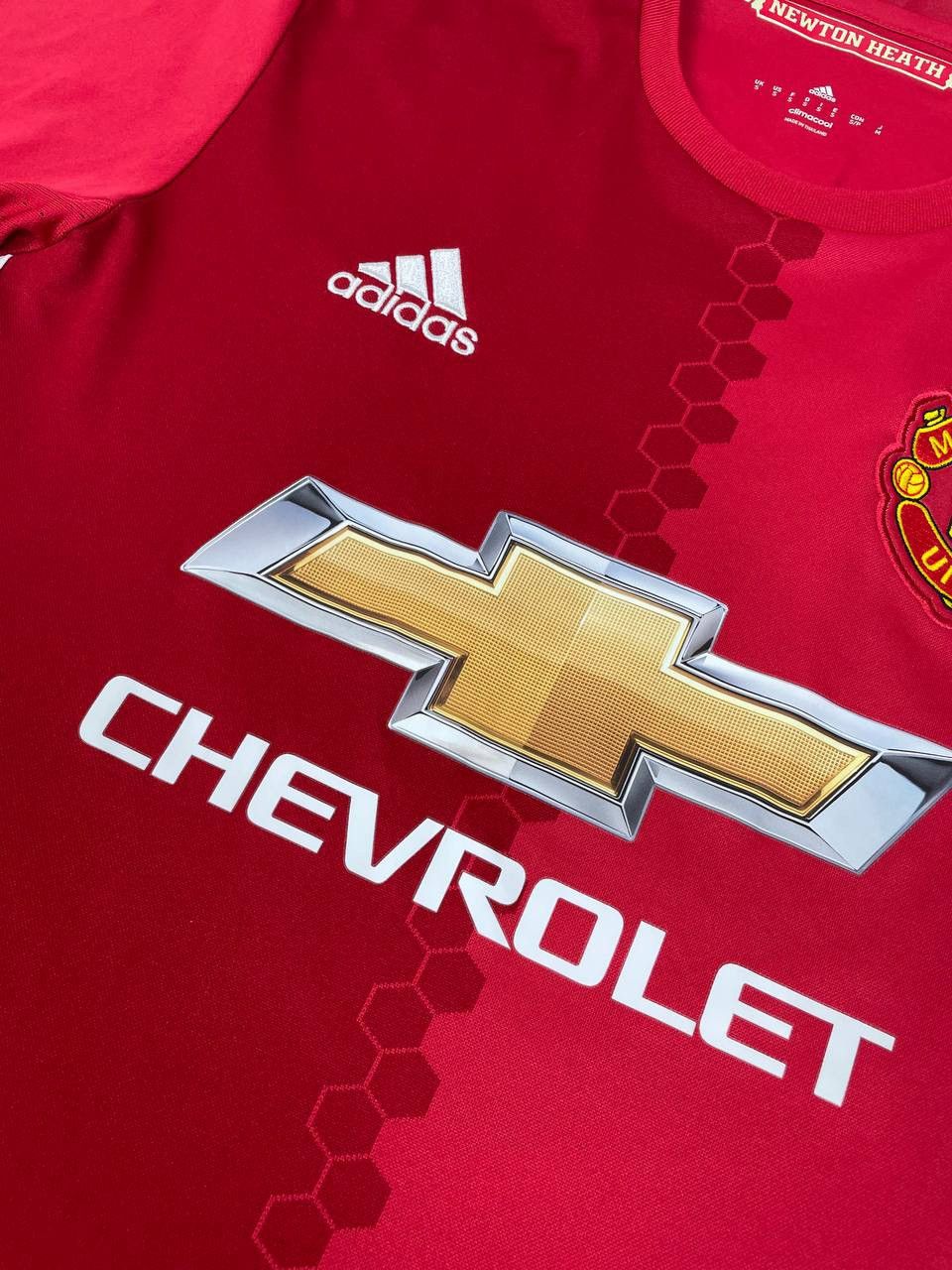 Adidas Adidas Manchester United 2016 2017 Pogba #6 Home Shirt Size US S / EU 44-46 / 1 - 9 Thumbnail