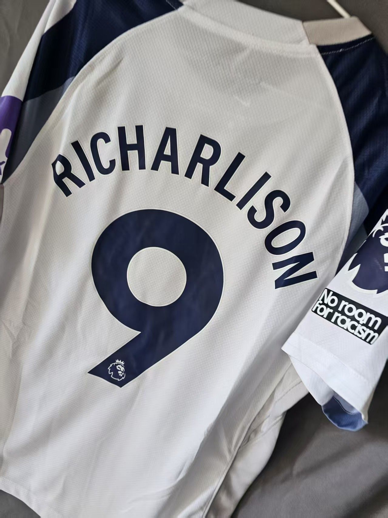 Other 2025 2026 Tottenham Hotspur 9 Richarlison Jersey Size US M / EU 48-50 / 2 - 3 Thumbnail