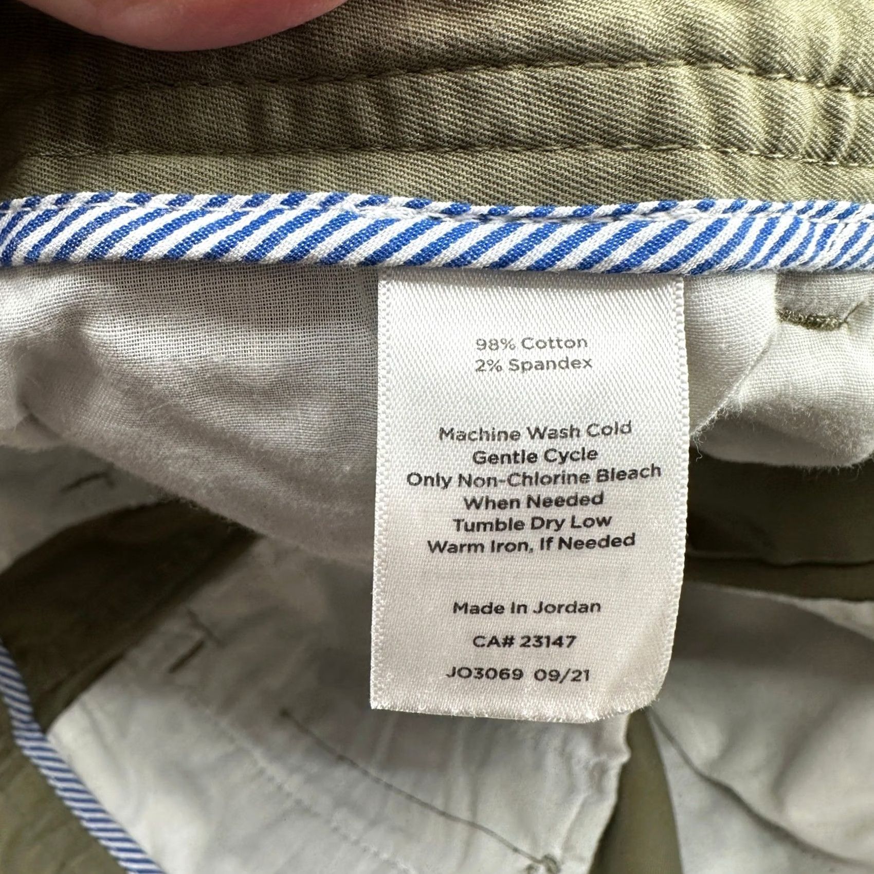 Talbots Talbots Olive Green Relaxed Chino Pants 4 Petite Cotton Stretch Capsule Timeless Chino Pants Petite Womens Pants Green Medium? Size 27" / US 4 / IT 40 - 3 Thumbnail