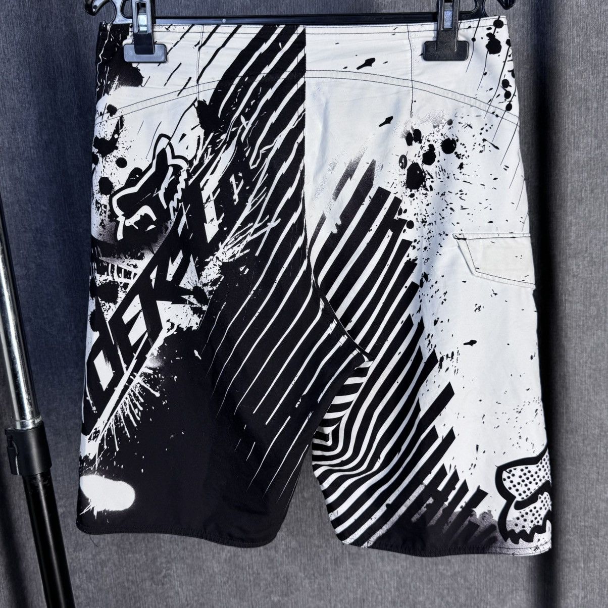 Fox Racing CRAZY Y2K Fox Racing Swim trunks board shorts Black White Size US 30 / EU 46 - 5 Thumbnail