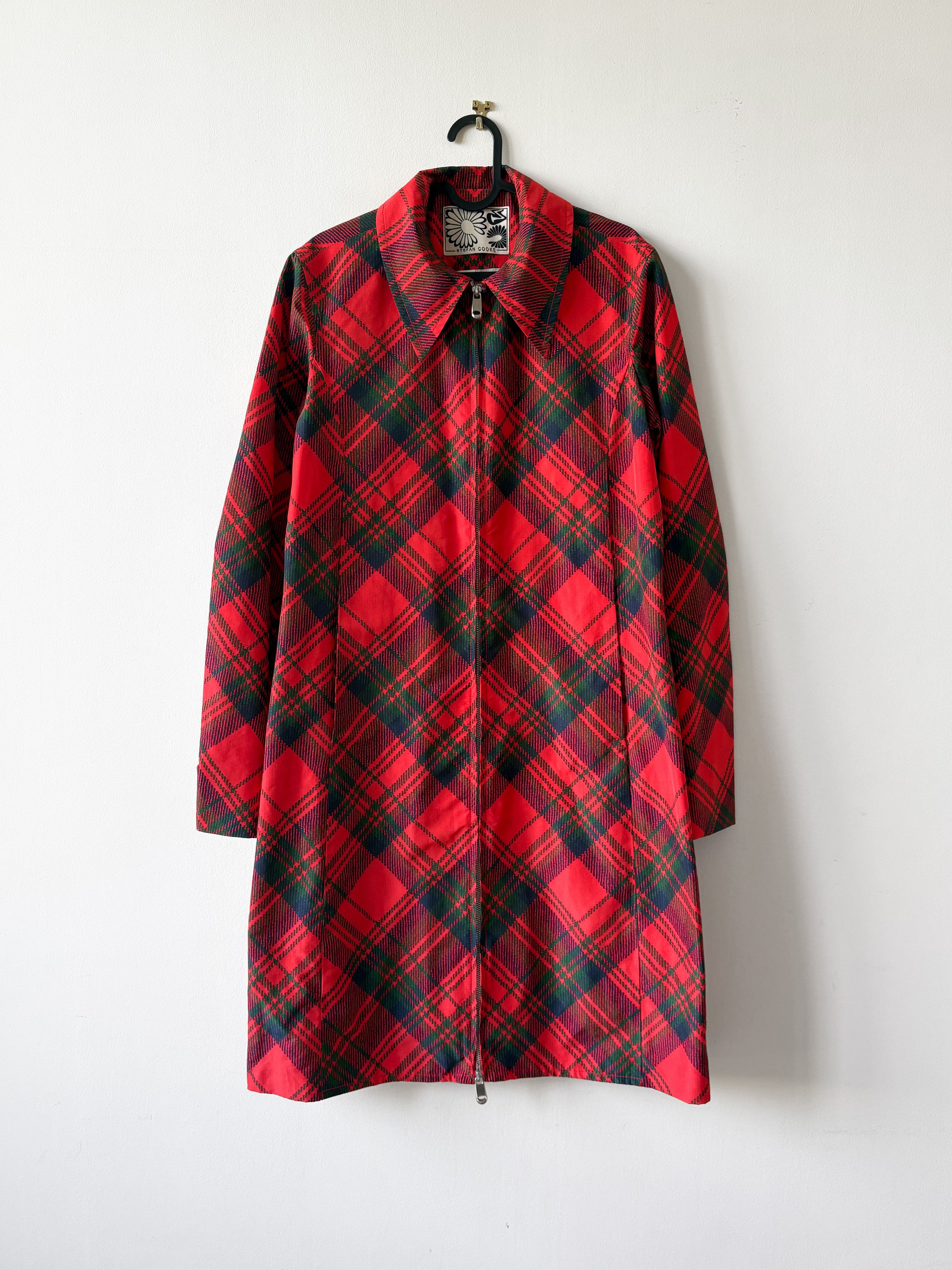 Stefan Cooke Stefan Cooke SS19 Red Tartan Print Nylon Coat Size US S / EU 44-46 / 1 - 1 Thumbnail