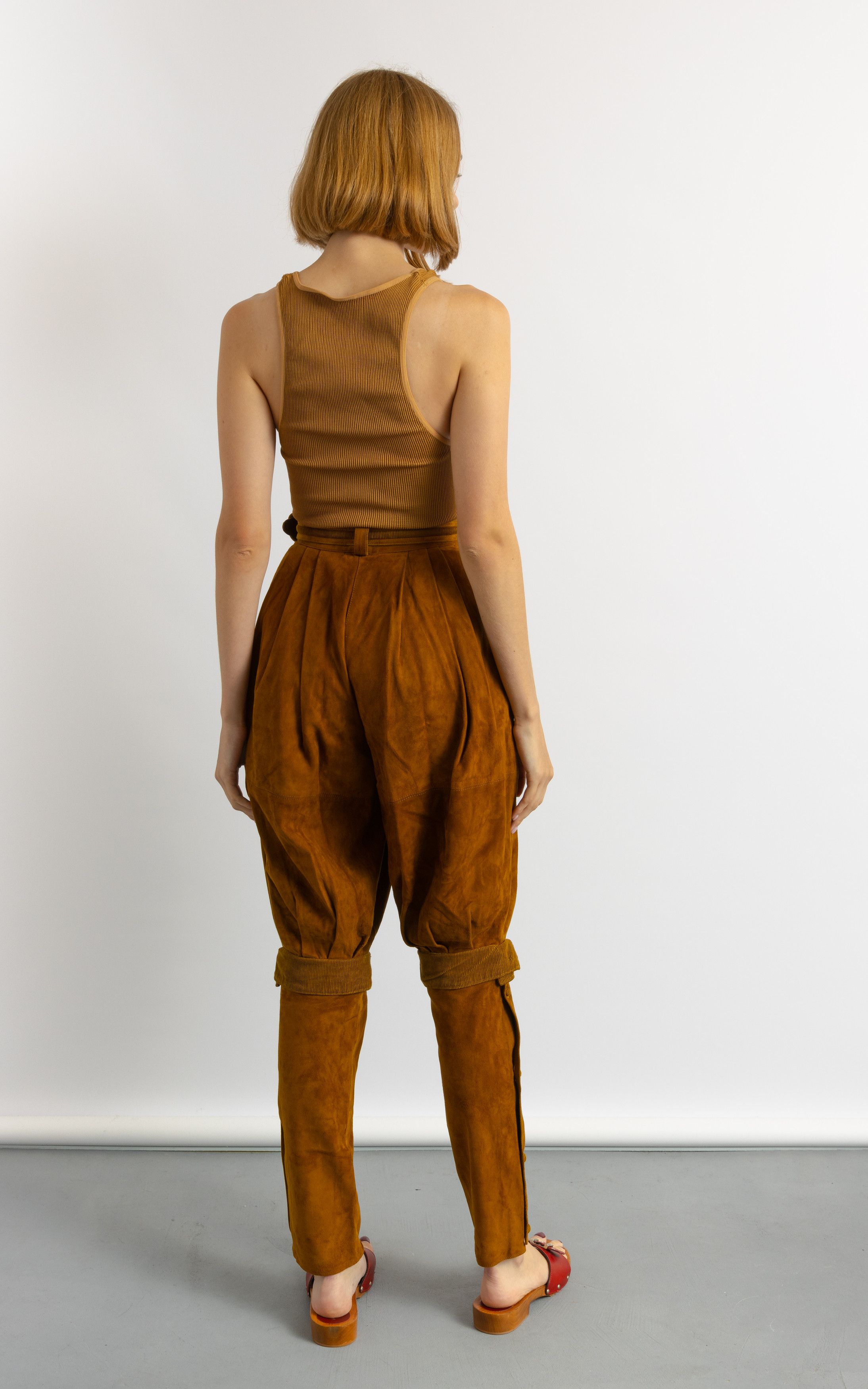 Versace Gianni Versace High-waisted Suede Brown Balloon Pants 5914 Size 25" / US 0 / IT 36 - 2 Thumbnail