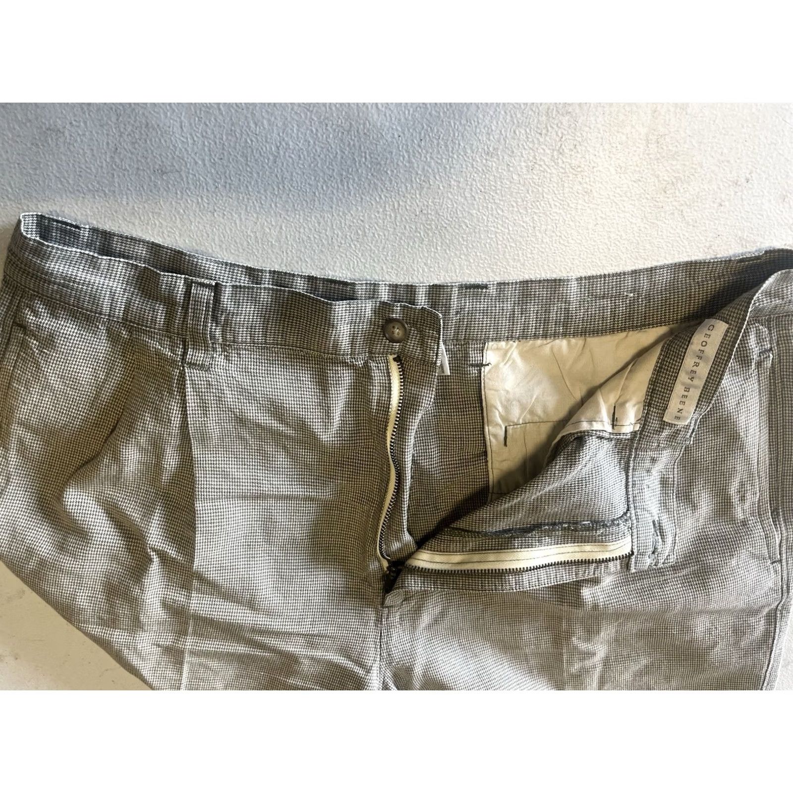 Geoffrey Beene Geoffrey Beene Mens Chino Shorts Casual Vintage No (adjust to fit) Size US 36 / EU 52 - 6 Thumbnail