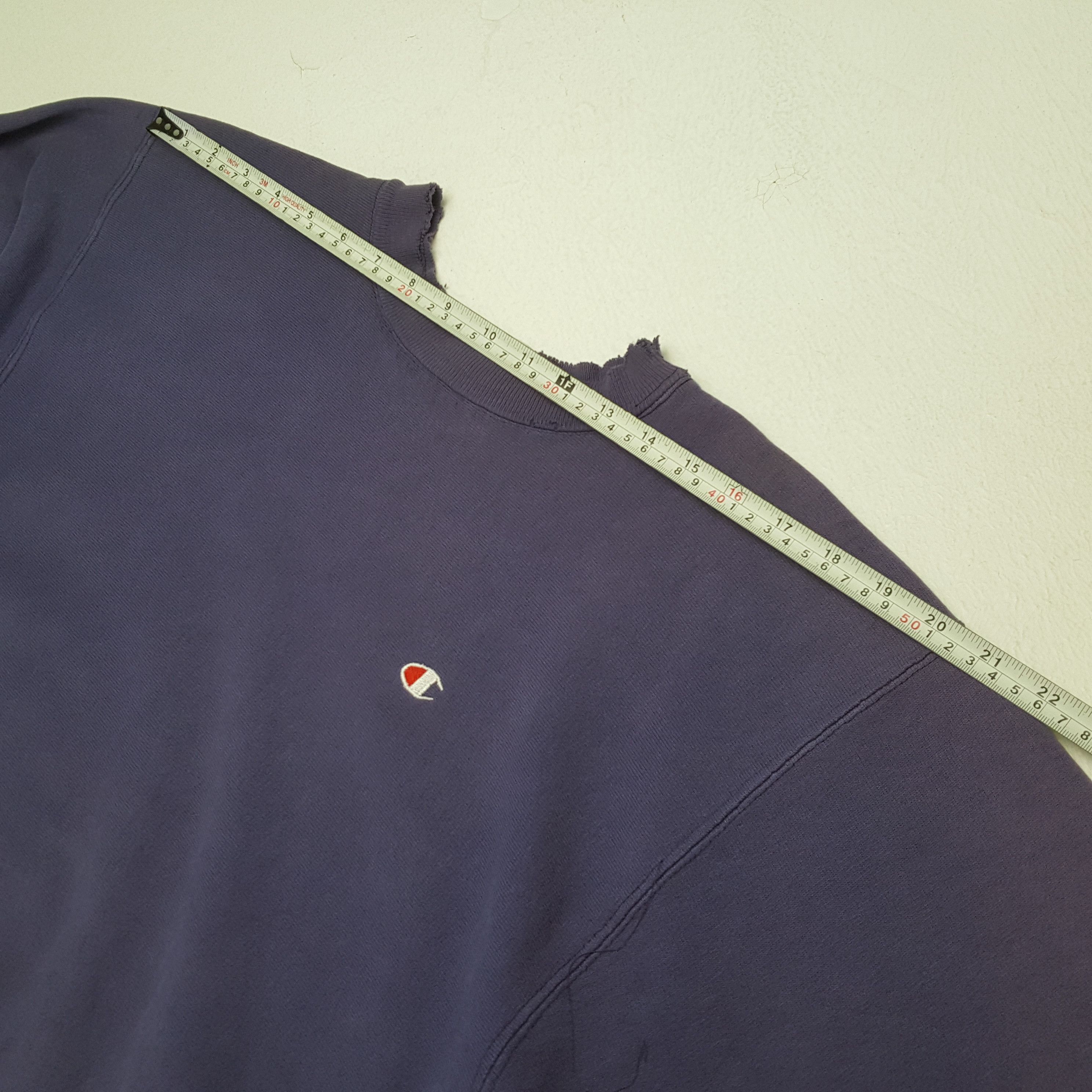 Champion × Vintage Vintage CHAMPION Reverse Weave Distressed Sweatshirts Size US L / EU 52-54 / 3 - 4 Thumbnail