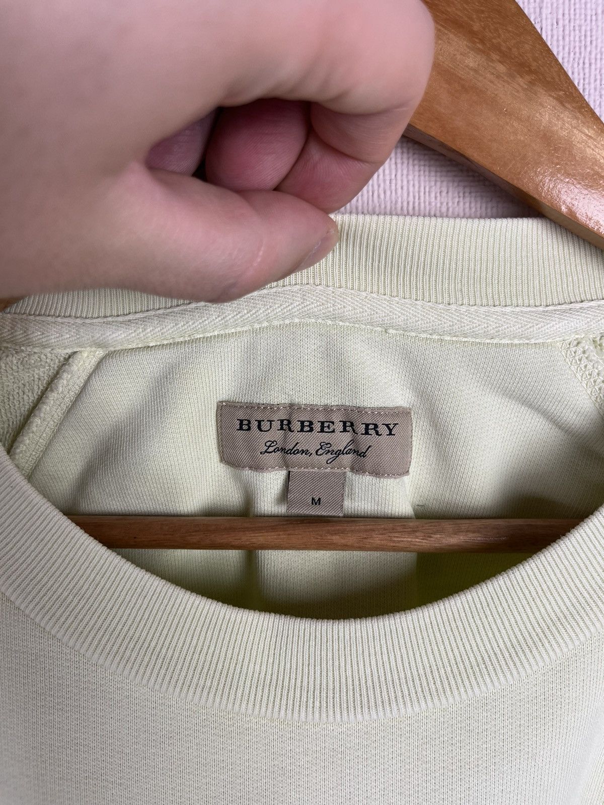 Burberry Vintage Burberry London England Sweatshirt Front Pocket M Size US M / EU 48-50 / 2 - 3 Thumbnail