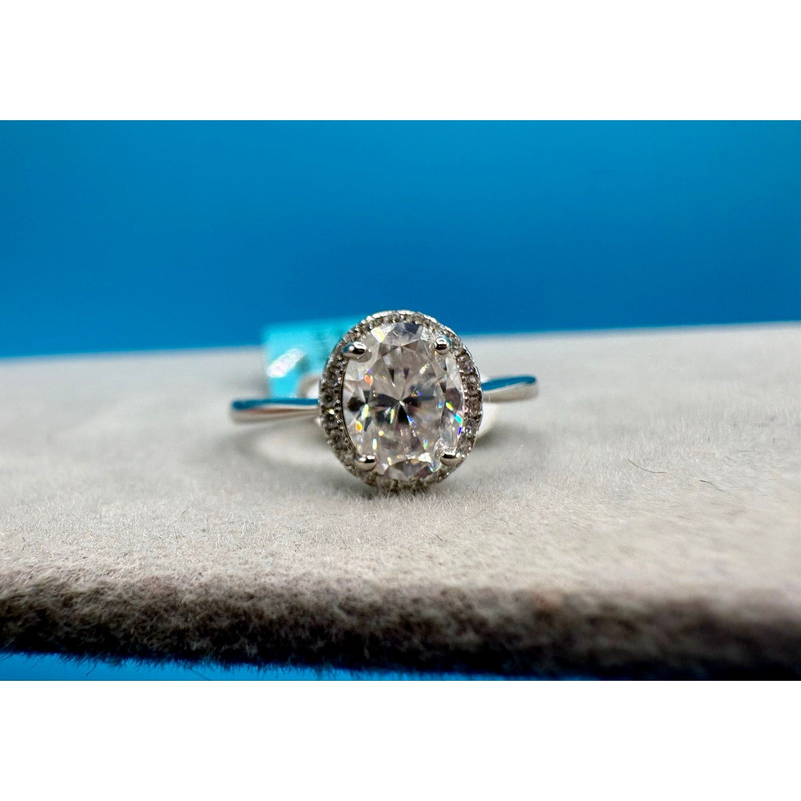 Other NWT Size 8 - 1.61CTW D VVS1 Moissanite Sterling Silver Ring Size ONE SIZE - 8 Thumbnail
