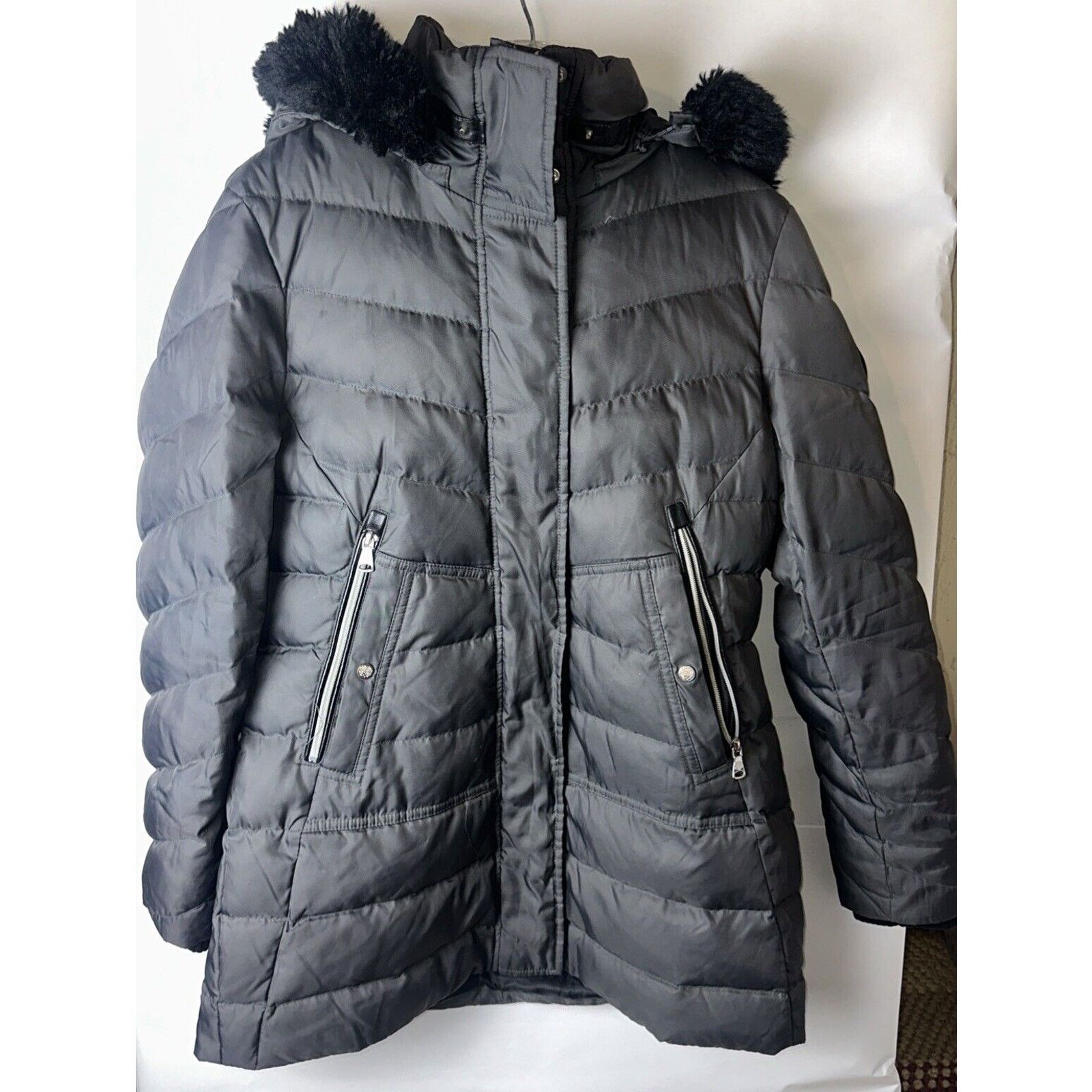 Vince Camuto VINCE CAMUTO Women's M grey Full Zip Quilted Hooded Puffer Size M / US 6-8 / IT 42-44 - 1 Thumbnail