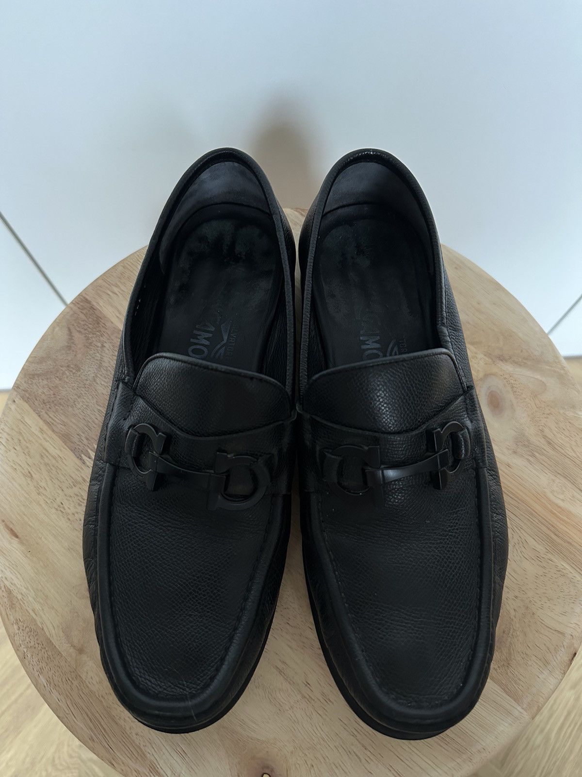 Designer × Salvatore Ferragamo Salvatore Ferragamo Black slip on loafer logo buckle Size US 7 / EU 40 - 3 Thumbnail