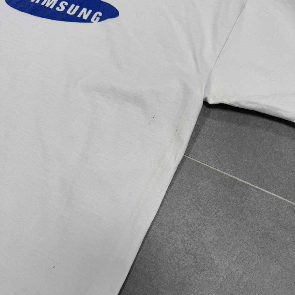 Samsung × Vintage Vintage Samsung T-Shirt Size M Size US M / EU 48-50 / 2 - 19 Thumbnail