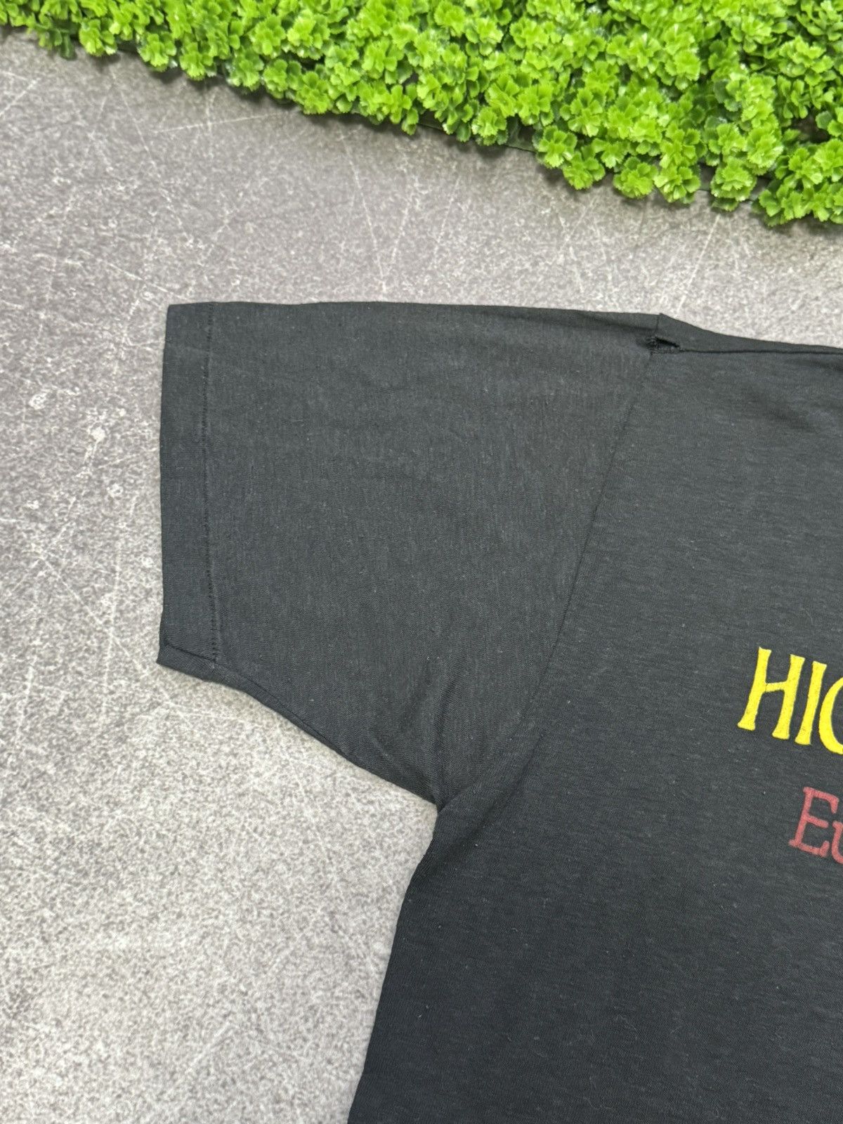 Band Tees Vintage 1979 T Shirt Highway To Hell European Tour T Shirt Size US M / EU 48-50 / 2 - 24 Thumbnail