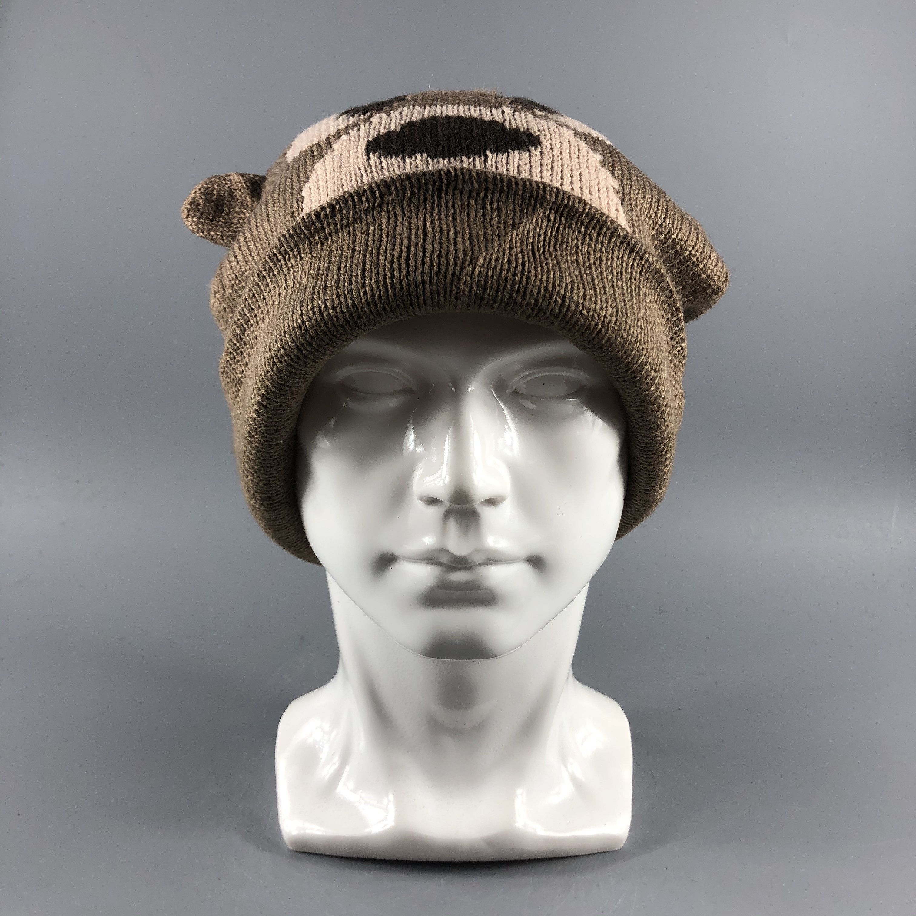 Vintage Character Beanie Snow Hat Snow Cap -D145 Size ONE SIZE - 6 Thumbnail