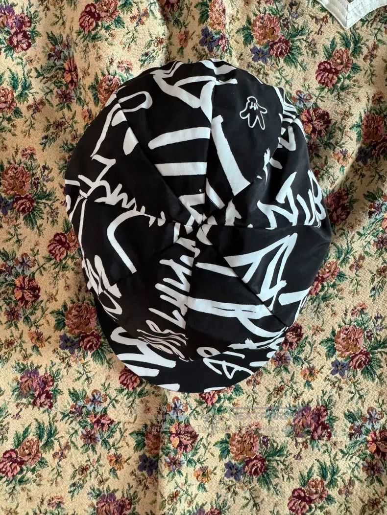 Takahiromiyashita The Soloist. Takahiromiyashita The Soloist. Size F Cap Size ONE SIZE - 1 Thumbnail