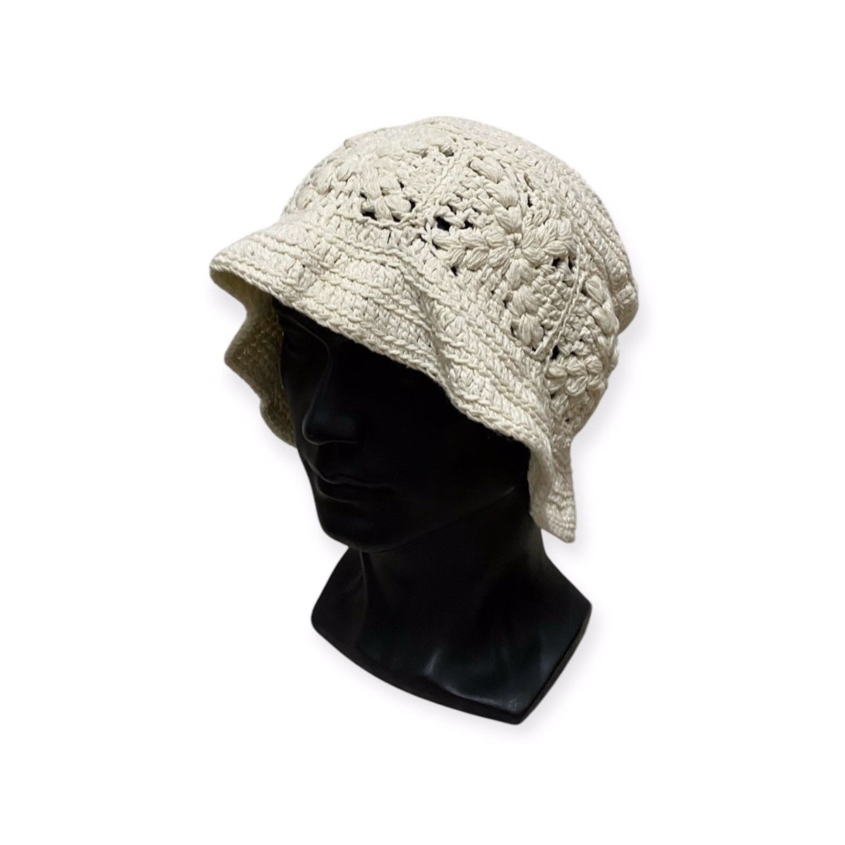 Japanese Brand Estàà Crochet Hat Size ONE SIZE - 1 Thumbnail