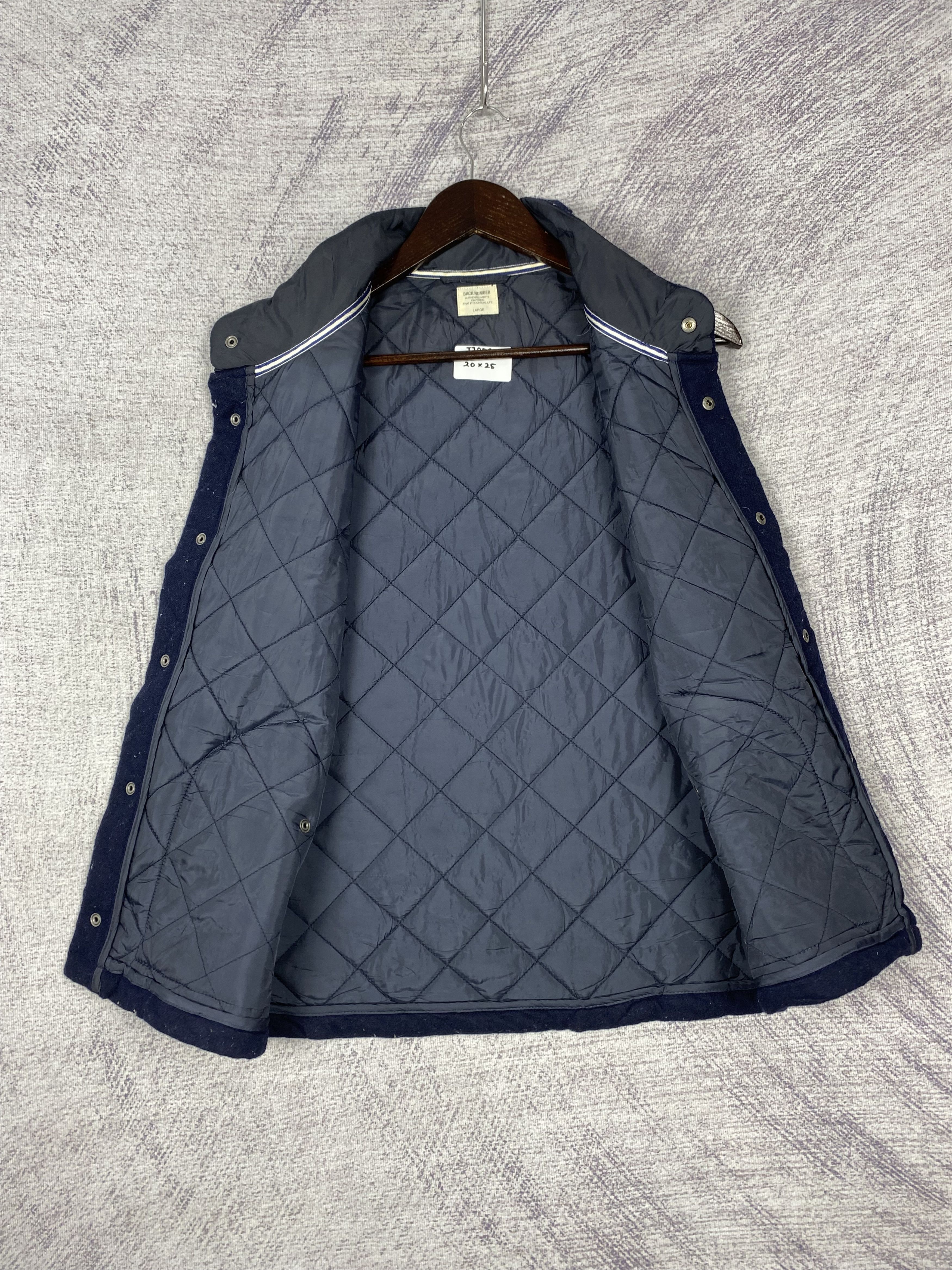 Japanese Brand Vintage Back Number Quilted Lining Velvet Vest Size US L / EU 52-54 / 3 - 5 Thumbnail