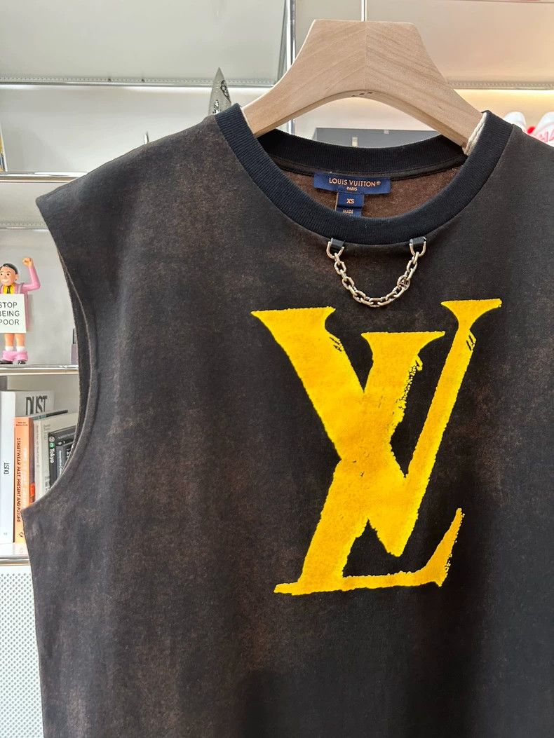 Louis Vuitton Louis Vuitton 24 Latest Tie-Dye Old Printed logo Mid-Lengt Size US XS / EU 42 / 0 - 3 Thumbnail