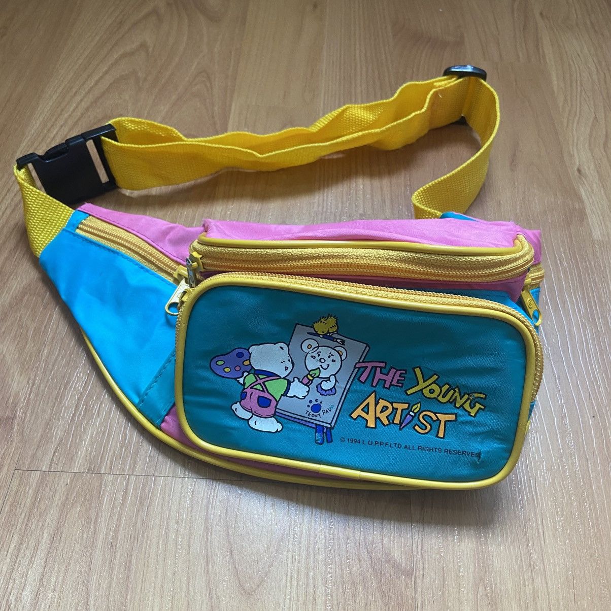 Vintage Vintage The Young Artist Logo Fanny Pack Size ONE SIZE - 1 Thumbnail