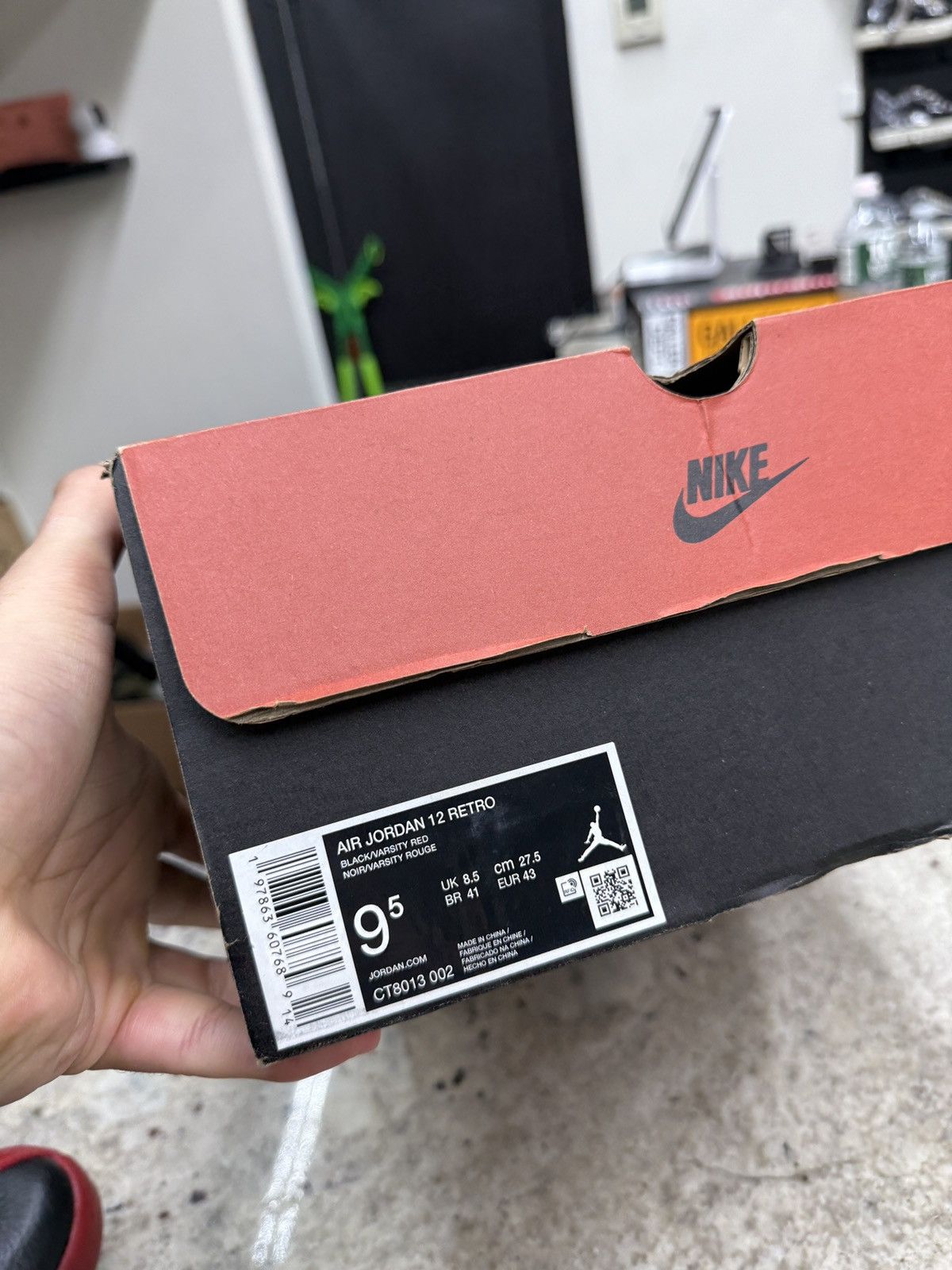 Jordan Brand Jordan 12 Retro Flu Games 2025 Size US 9.5 / EU 42-43 - 10 Thumbnail