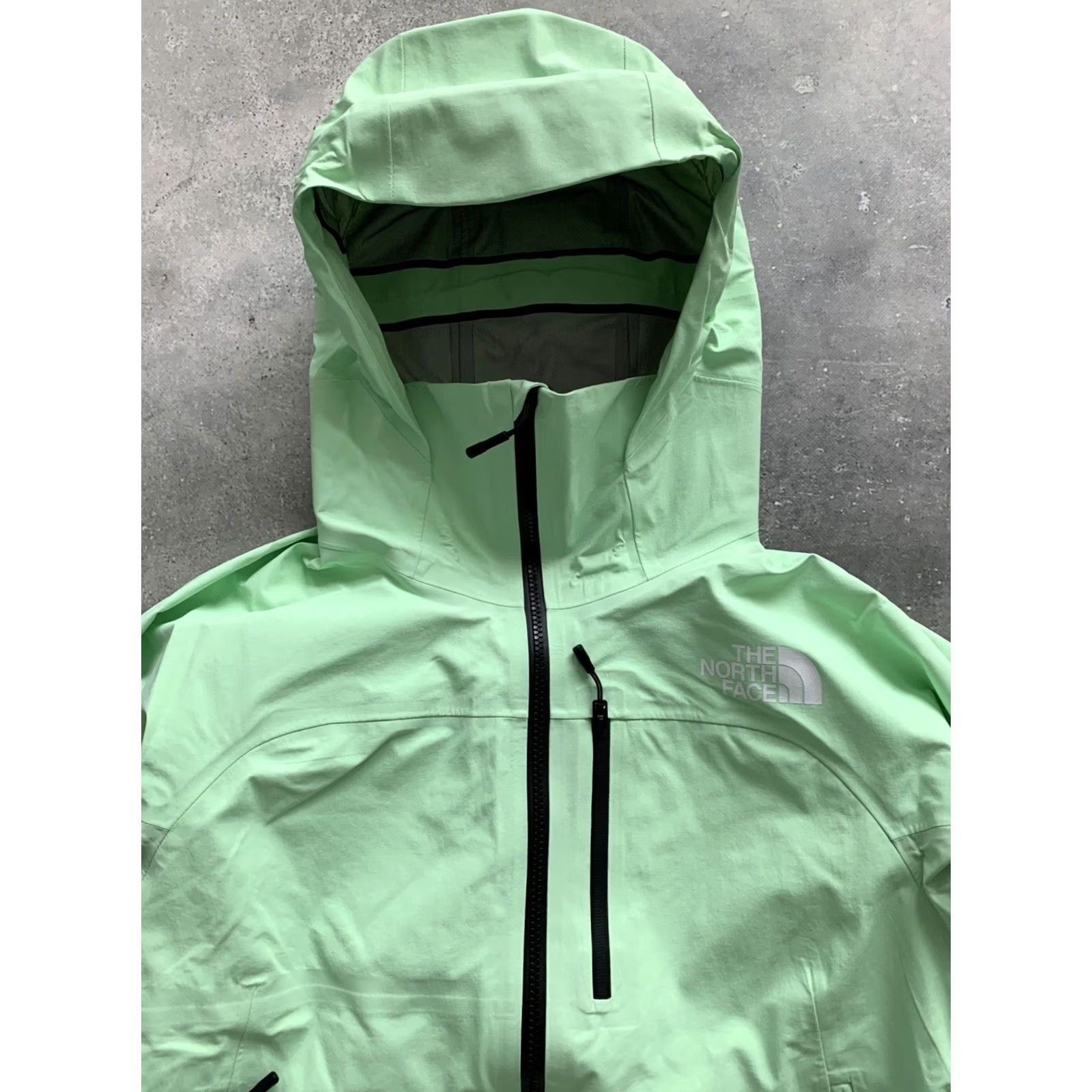 The North Face VINTAGE The North Face Torre Egger Futurelight Summit Ski Jacket Womens XS Patina Green Ski Jacket Womens XS Patina Green 90s Outdoor Styles Womens Size XS / US 0-2 / IT 36-38 - 4 Thumbnail
