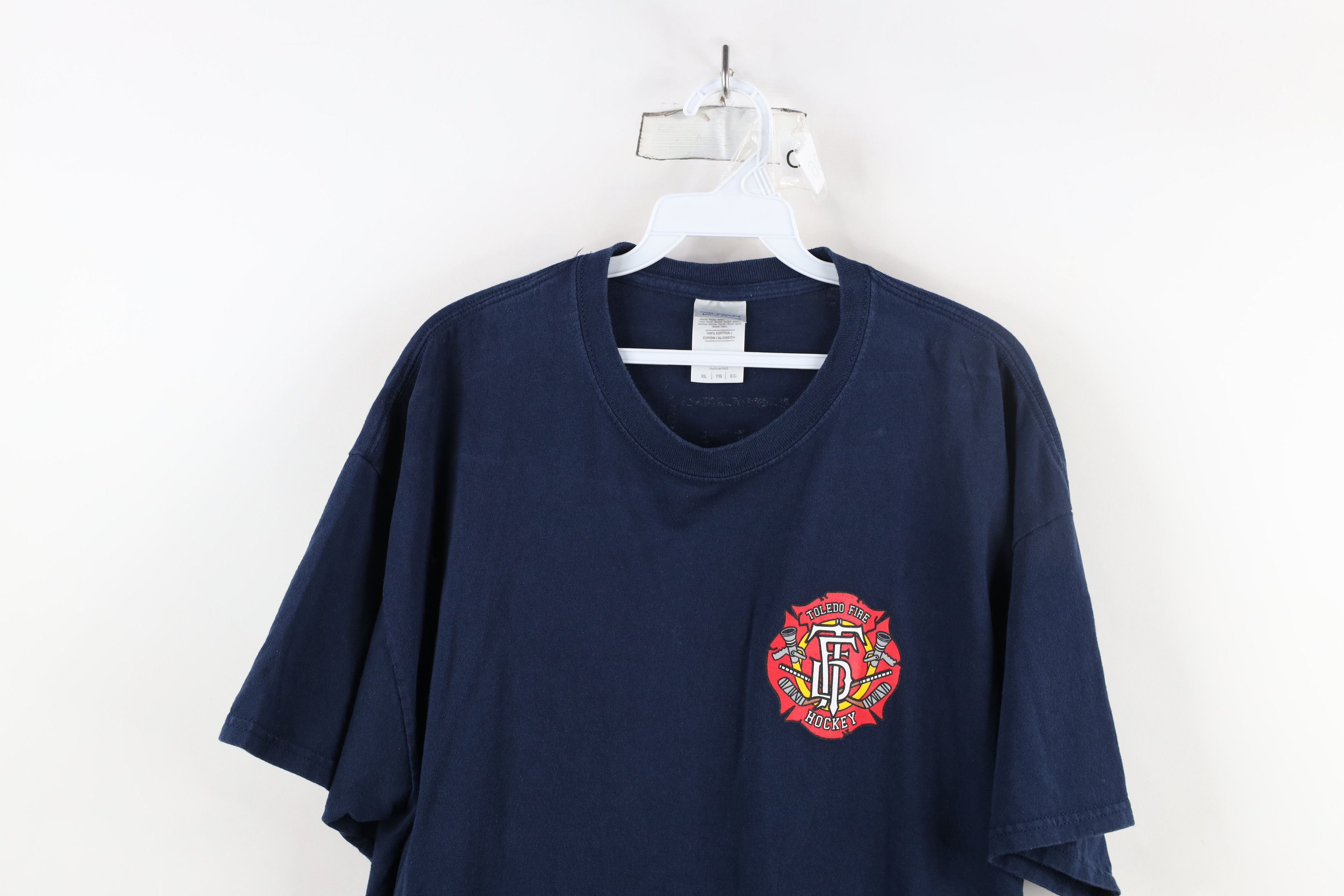 Vintage Vintage Toledo Fire Department Hockey Short Sleeve T-Shirt Size US XL / EU 56 / 4 - 2 Thumbnail