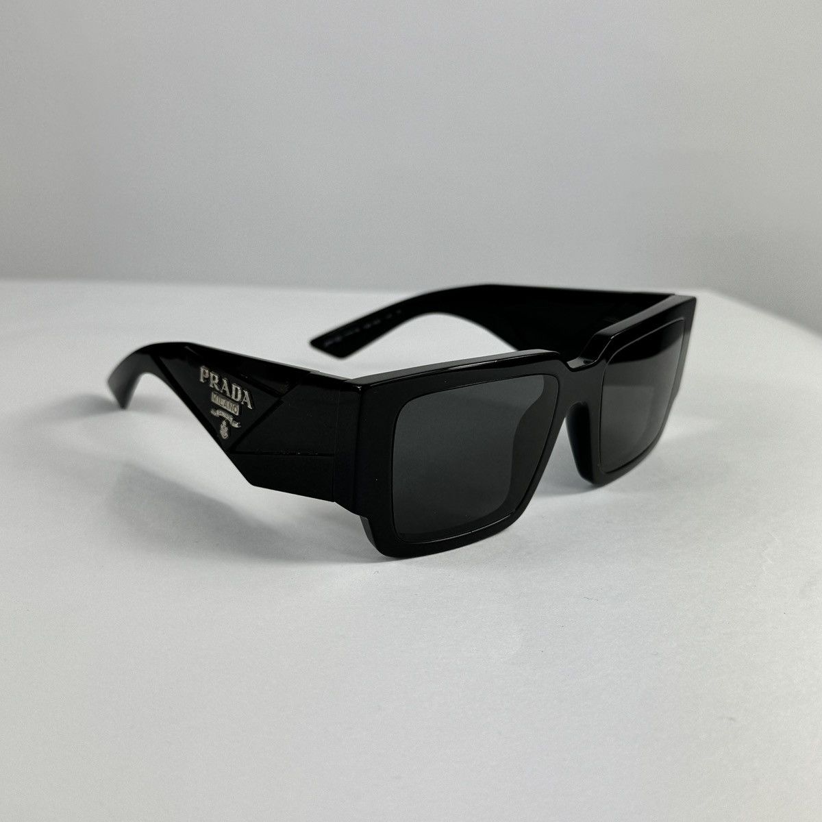 Prada PRADA PR B17S SUNGLASSES Size ONE SIZE - 4 Thumbnail
