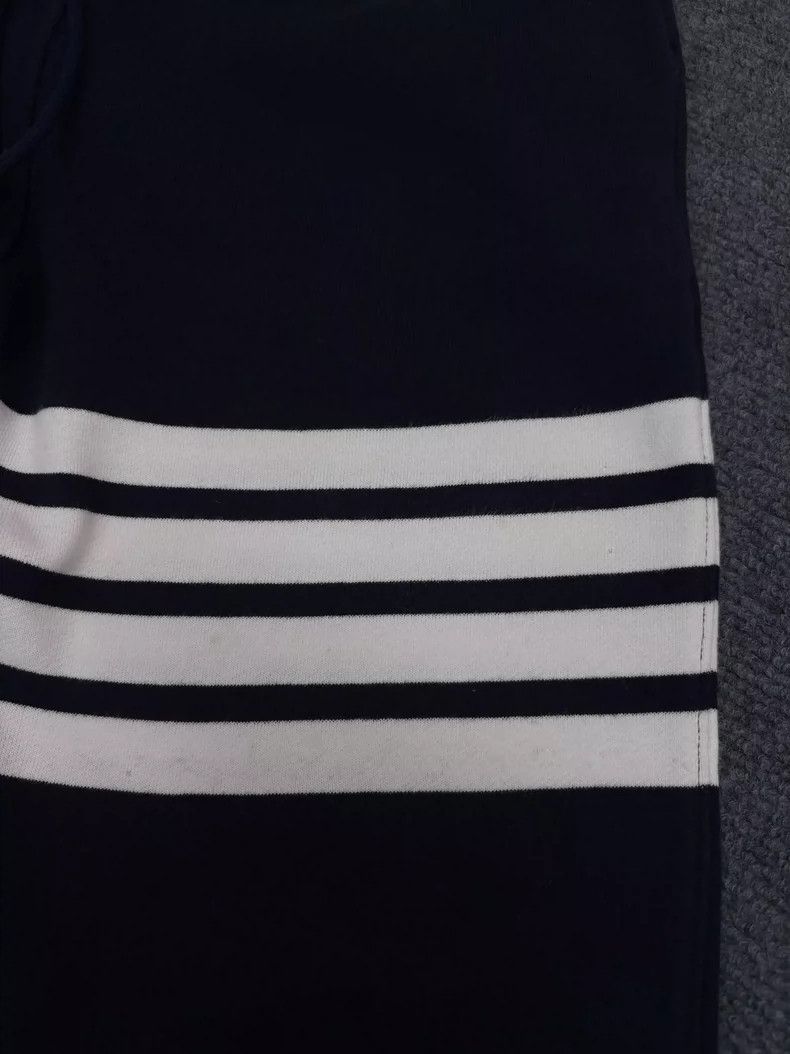 Thom Browne Thom Browne size3 Dark blue trousers with four stripes Size US 27 - 3 Thumbnail