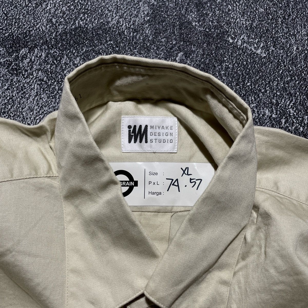 Hysteric Glamour Issey Miyake Shirts Gintage Pocket Size US XL / EU 56 / 4 - 4 Thumbnail