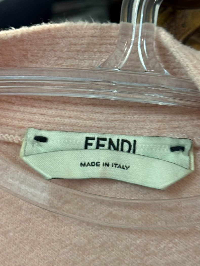 Fendi Fendi Darkly engraved pink cardigan Size US XXS / EU 40 - 2 Thumbnail