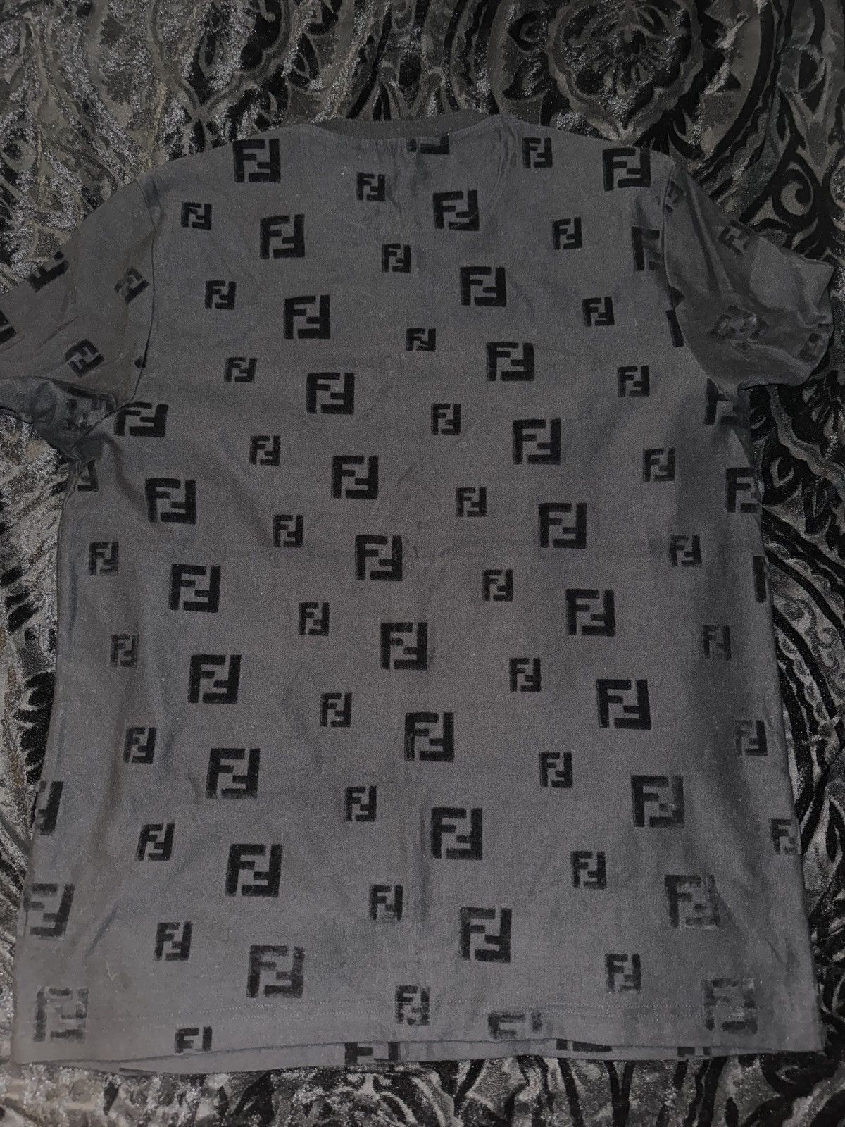 Fendi FENDI Logo T shirt Size US L / EU 52-54 / 3 - 3 Thumbnail