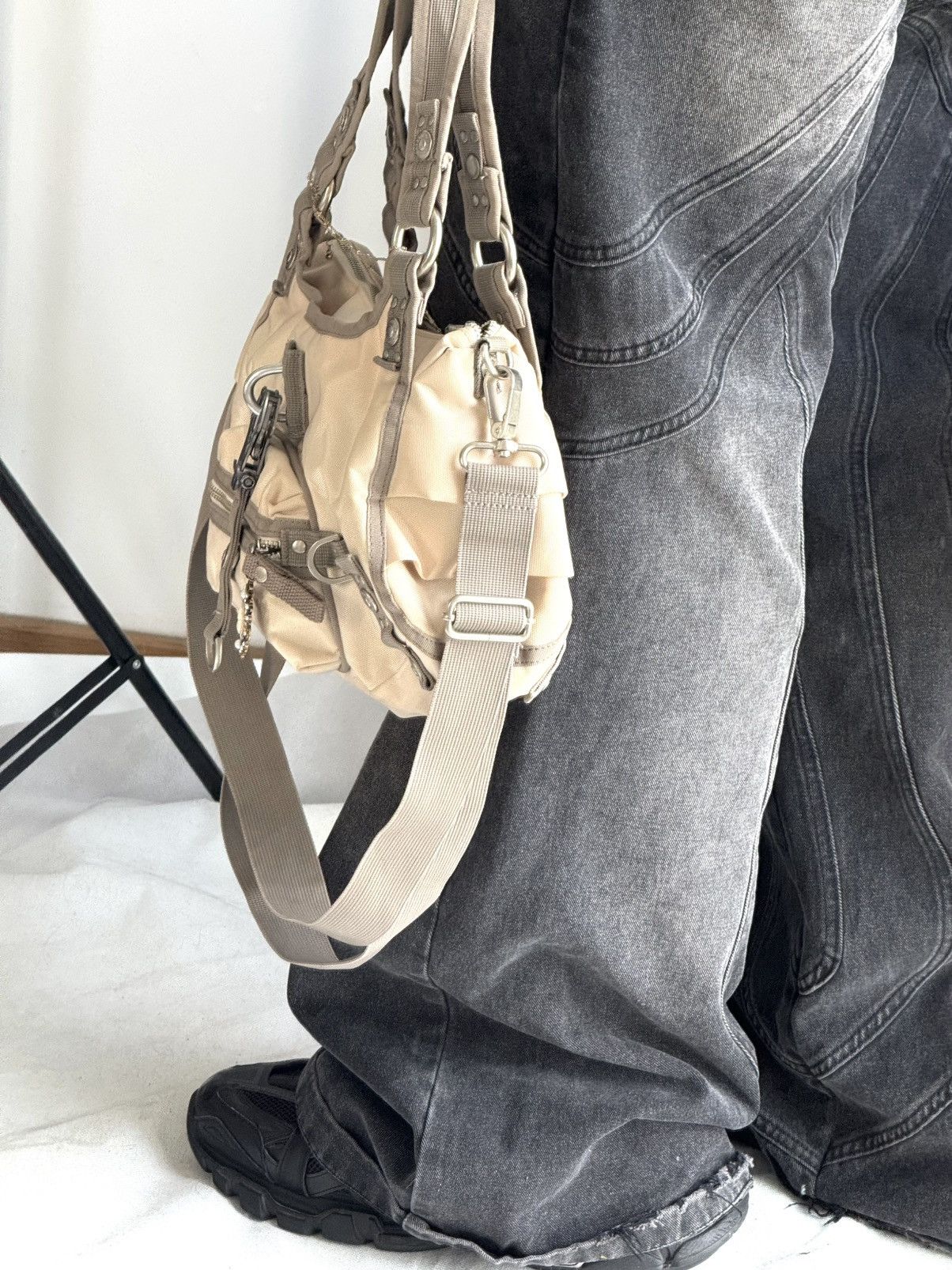 George Gina & Lucy × Japanese Brand Very Rare George Gina & lucy Y2k Alyx Bag Crossbody Handbag Size ONE SIZE - 12 Thumbnail