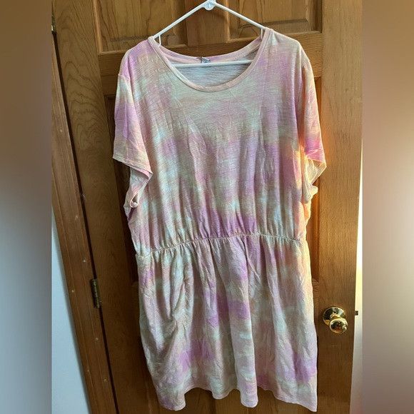 Old Navy Old navy tie dye short sleeve knee length dress size 4x Size 4XL / US 24-26 - 2 Thumbnail