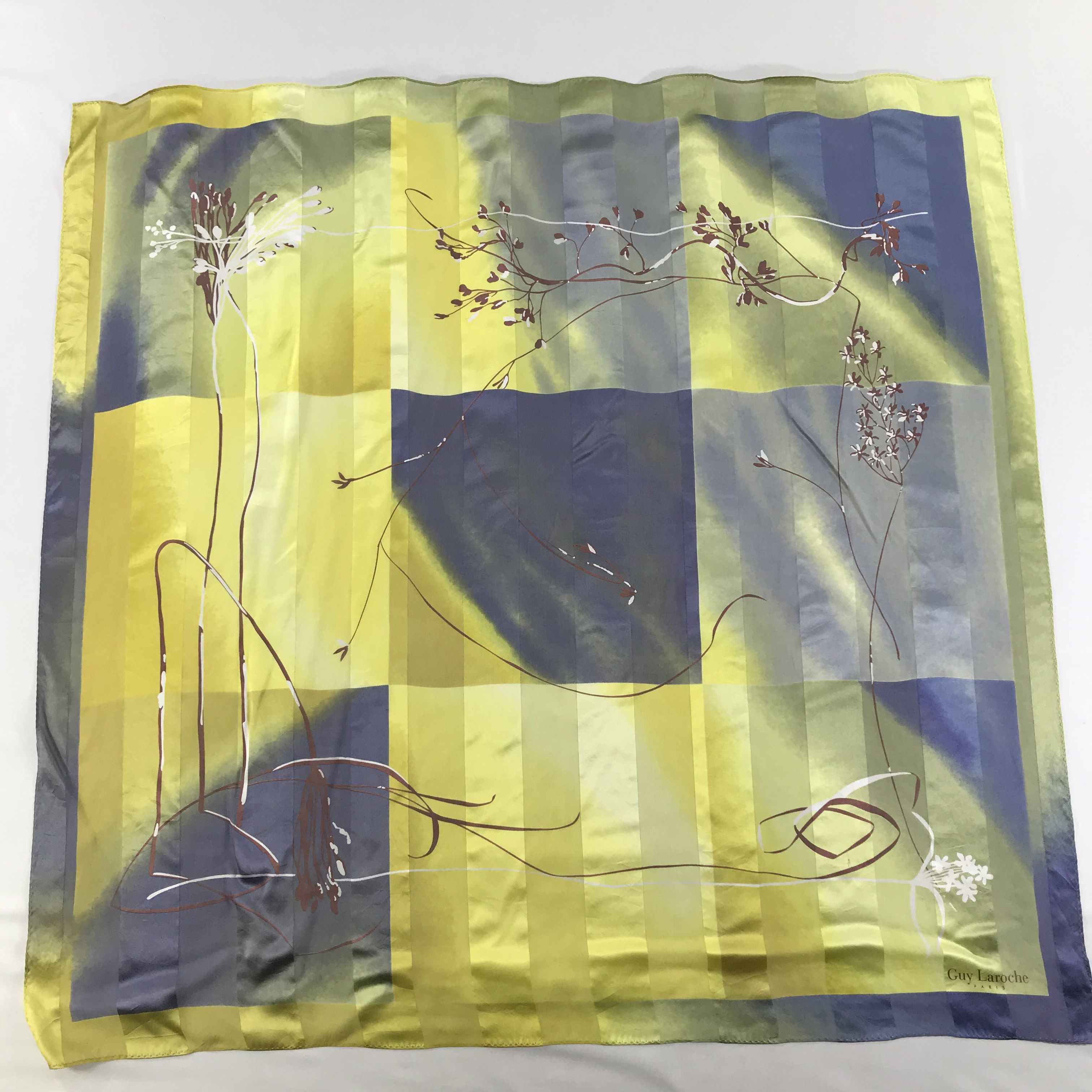 Guy Laroche Vintage Guy Laroche Silk Scarf Size ONE SIZE - 2 Thumbnail