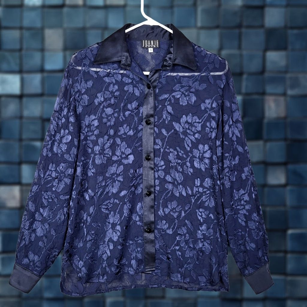 Vintage JOANIE CHAR Shirt Womens Silk Blue Floral Long Sleeve Size S Regular STD Blouse Ladies 2 Piece Silk Blue Floral Print Shirt Womens S Size S / US 4 / IT 40 - 1 Thumbnail