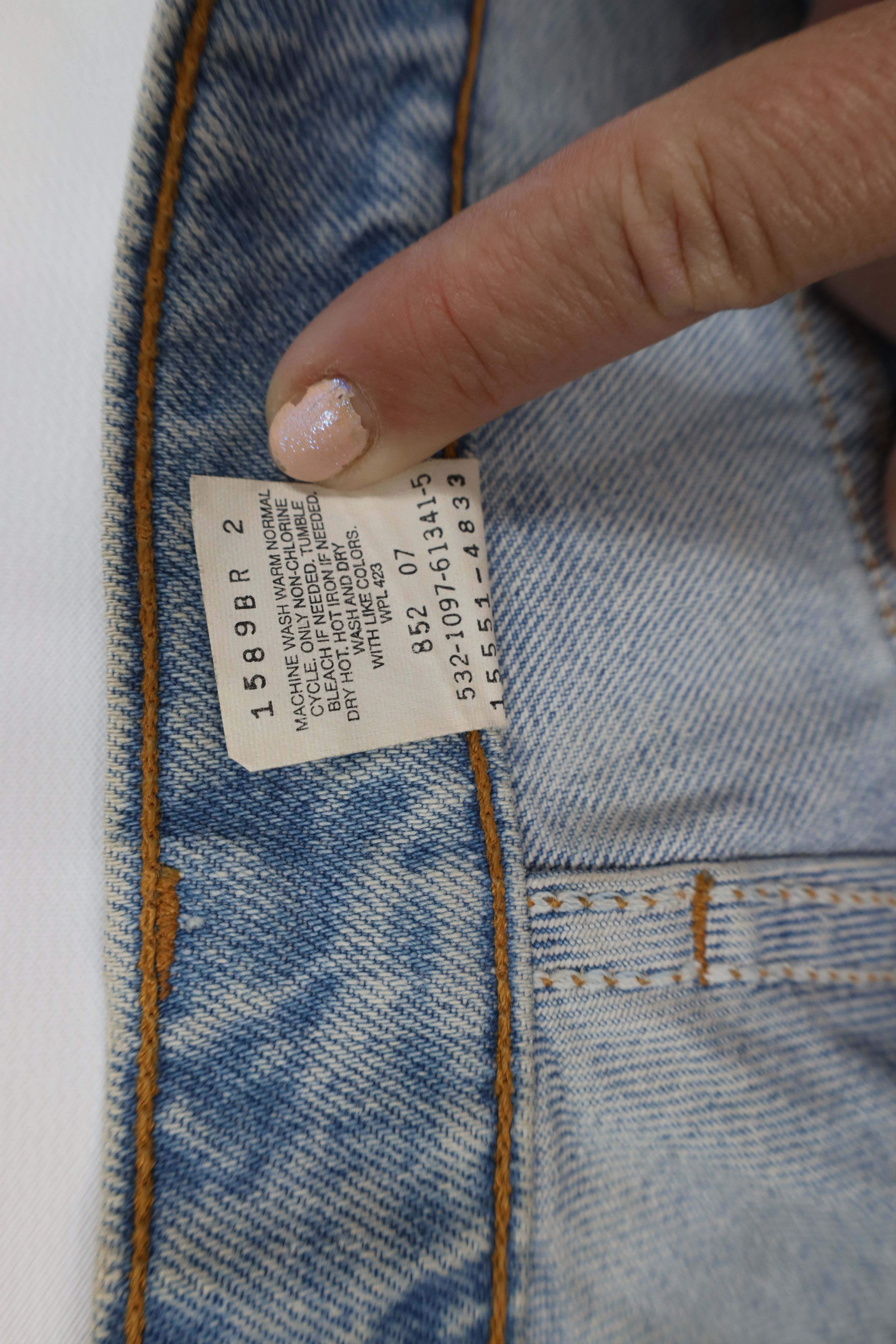 Levi's Vintage 90s Levis 550 Relaxed Tapered Leg Denim Jeans USA Size 36" / US 14 / IT 50 - 9 Thumbnail