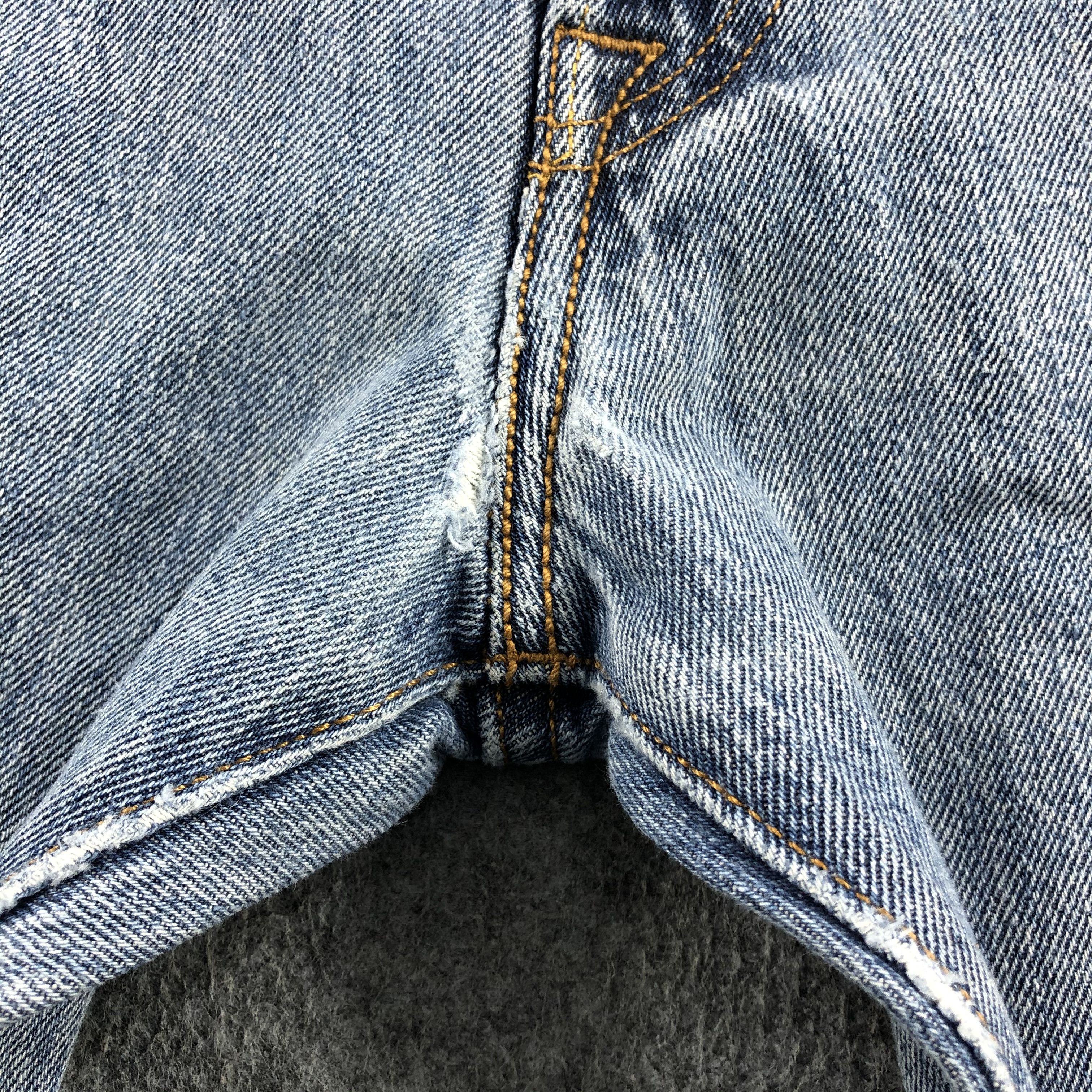 Levi's Vintage Blue Wash Levis 501 Jeans-J1988 Size US 37 - 10 Thumbnail
