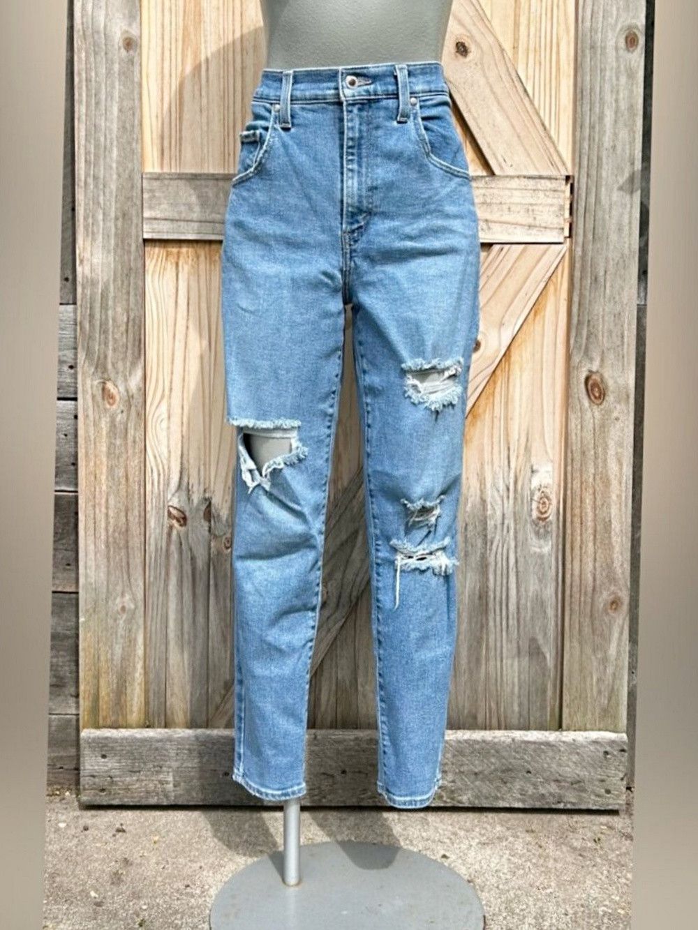 Levi's Levis Silver Tab Stretch Distress Denim High Rise Mom Jeans Size 28" / US 6 / IT 42 - 1 Thumbnail