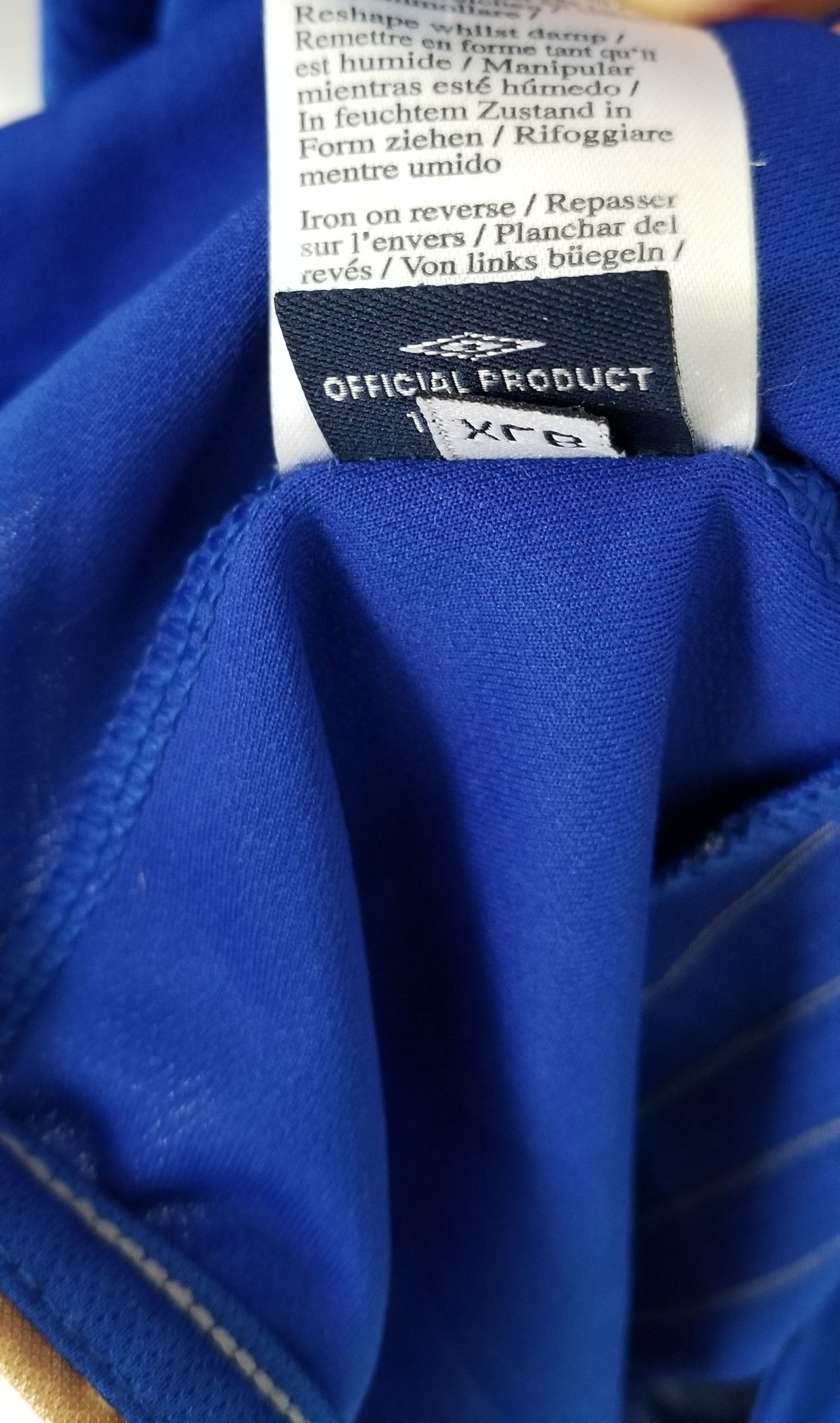 Chelsea Soccer UMBRO Chelsea FC 2005 Home Soccer Jersey Blue Gold Kit XS Size US XS / EU 42 / 0 - 11 Thumbnail