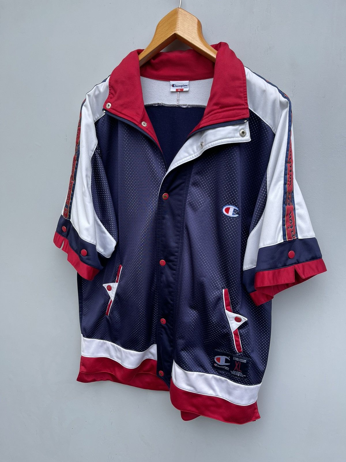 Champion 90's Champion USA Team NBA Olympics Short Sleeve Jacket Size US XL / EU 56 / 4 - 2 Thumbnail