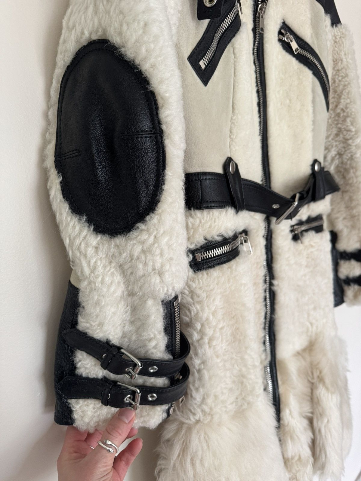 Alexander McQueen Alexander McQueen Shearling Coat Size S / US 4 / IT 40 - 3 Thumbnail