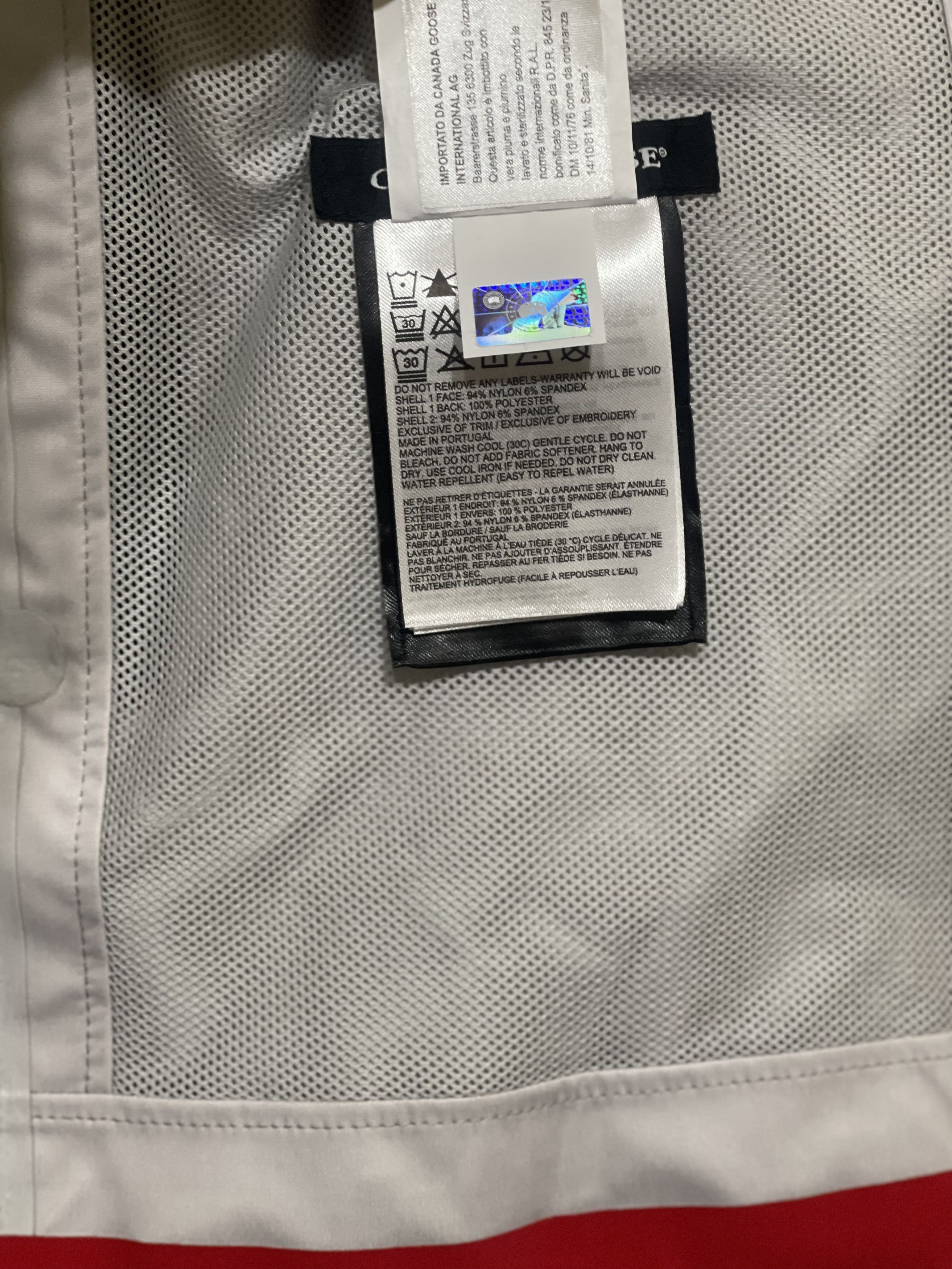 Canada Goose Canada Goose Nanaimo raincoat goretex jacket Size US XS / EU 42 / 0 - 9 Thumbnail